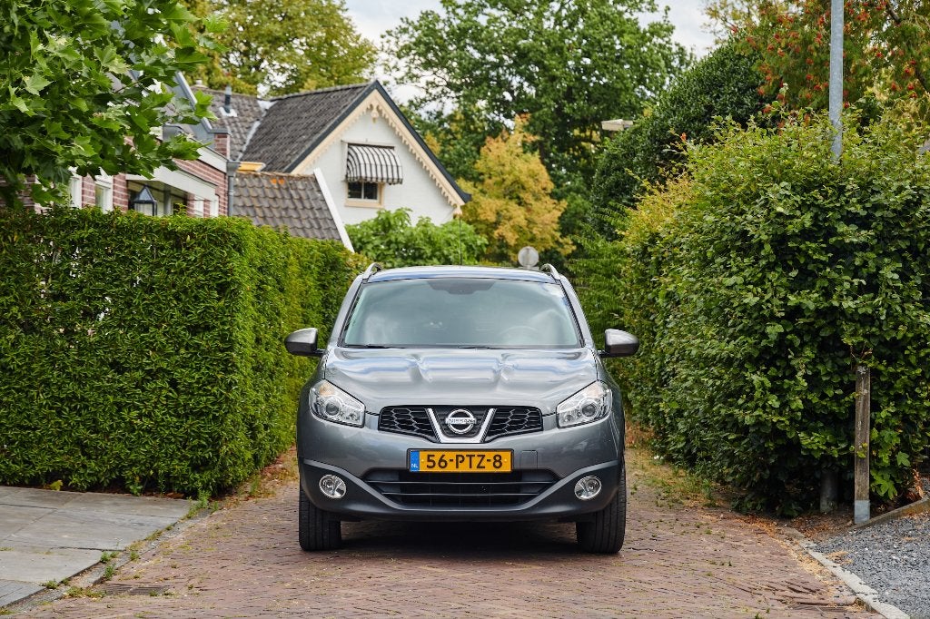 Nissan Qashqai Connect Edition | Leer | Pano | Camera | TH, Voorwielaandrijving, 4 cilinders, 1200 kg, Handgeschakeld