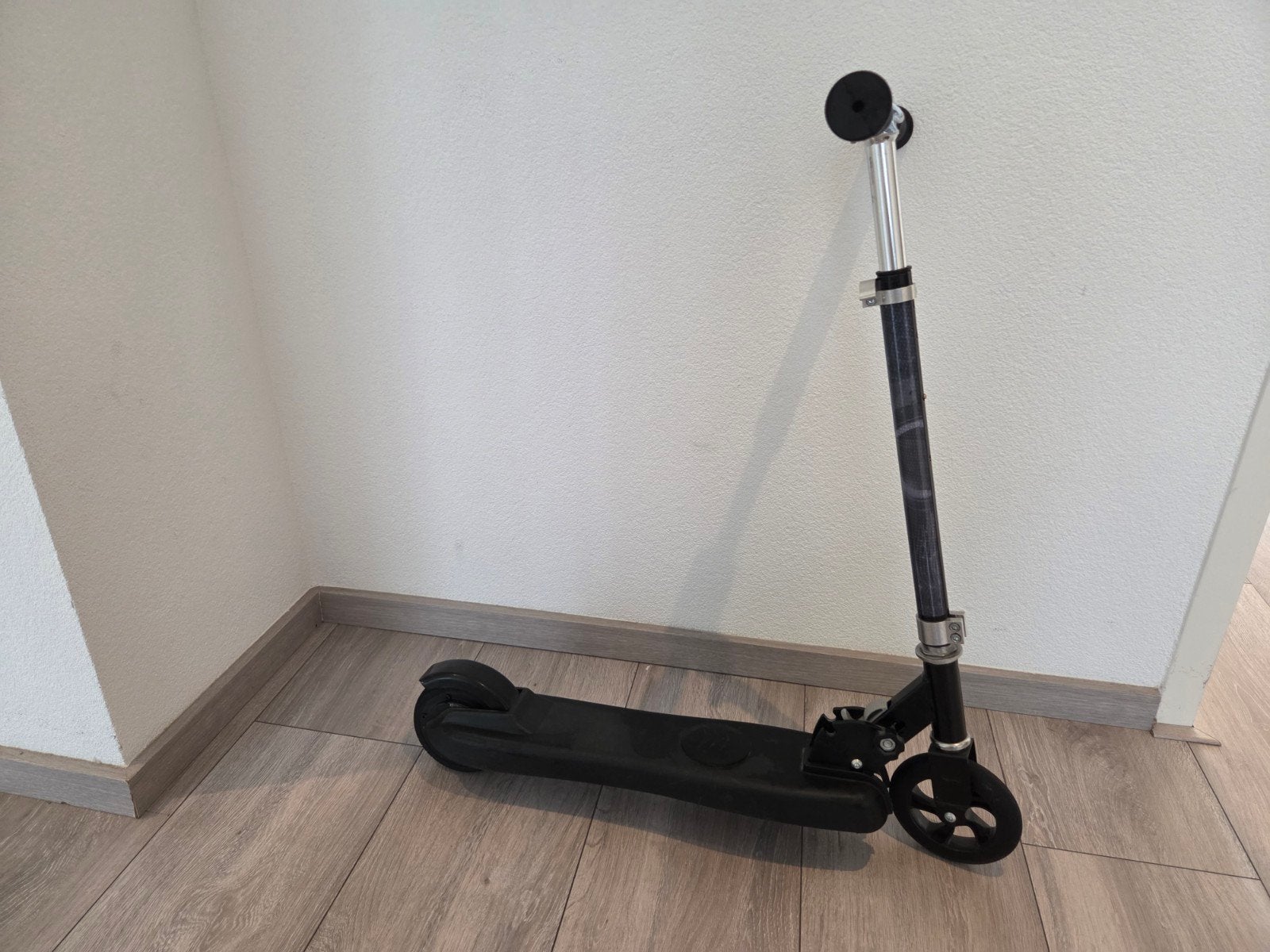 opvouwbare Elektrische Kinderstep, Ophalen, Zo goed als nieuw, Elektrische step (E-scooter)