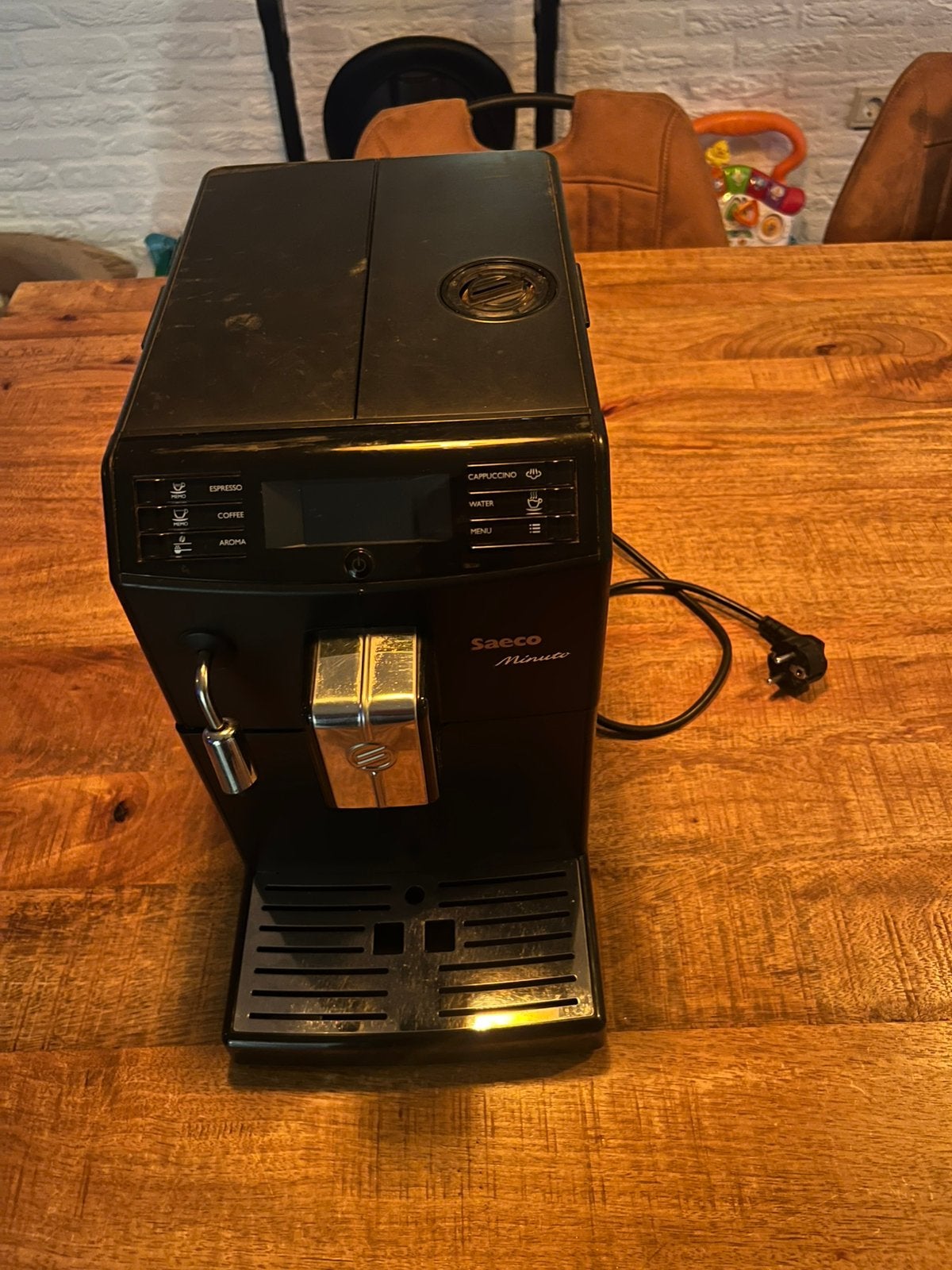Saeco Minuto koffiebonenmachine, Gebruikt, 10 kopjes of meer, Koffiemachine, Ophalen of Verzenden