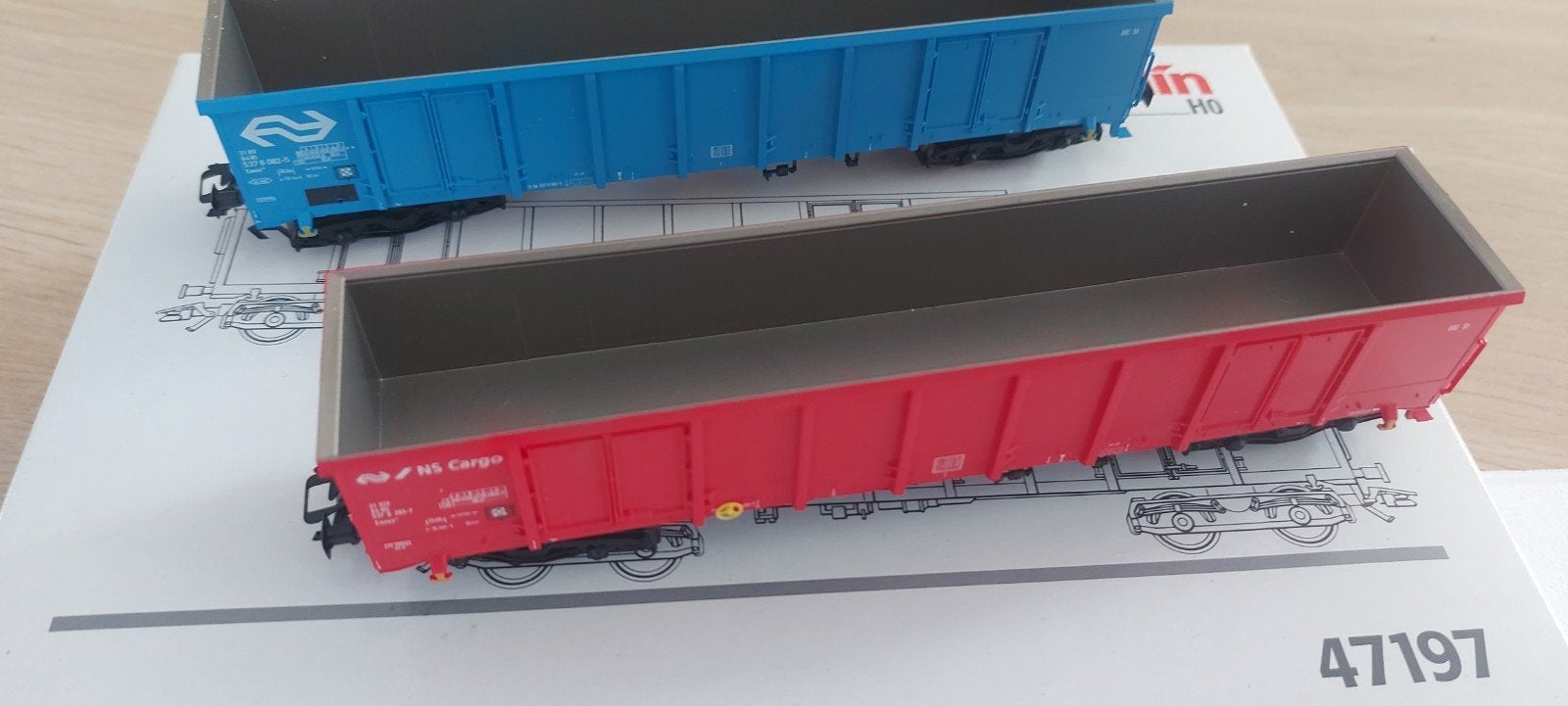 2 delige Märklin NS Eanos hogeboordwagensset artnr 47197 ovp, Hobby en Vrije tijd, Modeltreinen | H0, Arnold, Gelijkstroom, Wagon