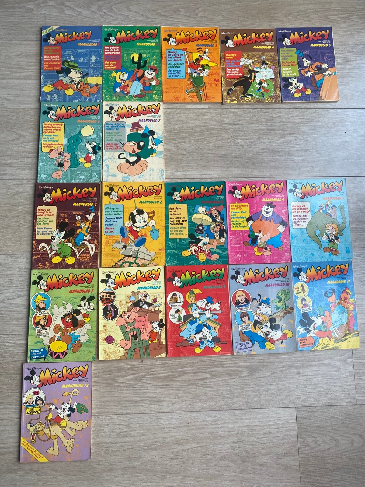 Mickey maandblad stripboeken 1976 en 1977, Boeken, Strips | Comics, Meerdere comics, Ophalen of Verzenden, Zo goed als nieuw, Europa