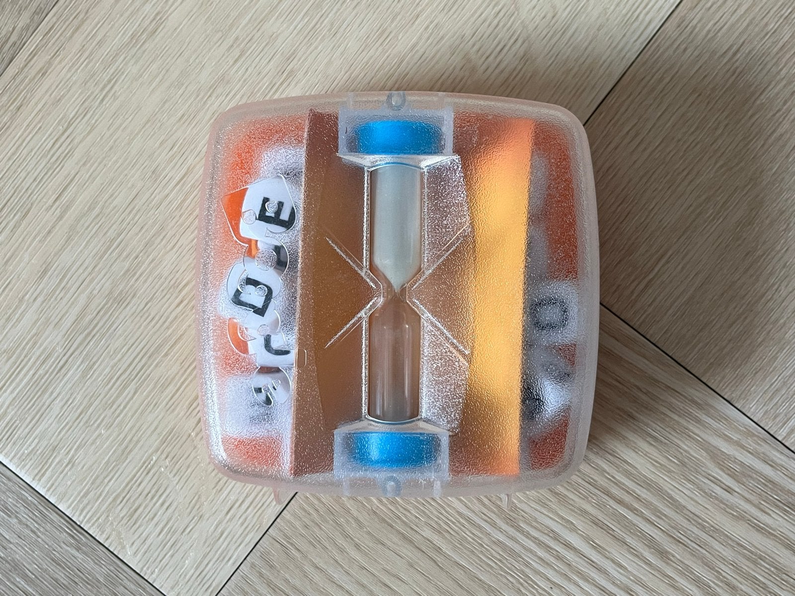 Boggle - Het klassieke woordspel €3, Hobby en Vrije tijd, Een of twee spelers, Ophalen of Verzenden, Zo goed als nieuw