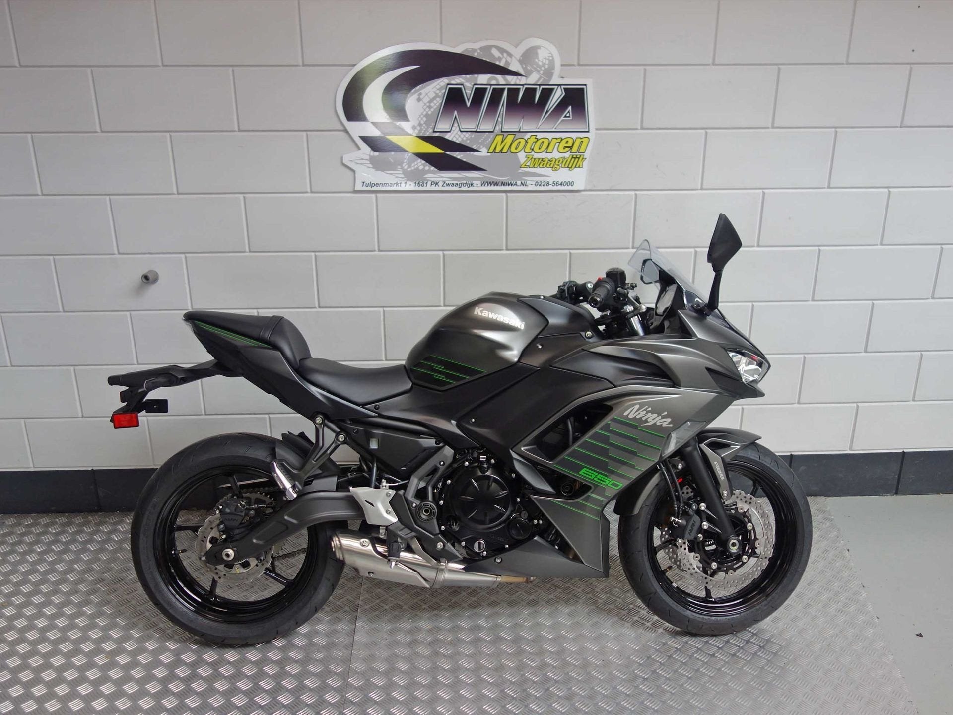 Kawasaki Ninja 650, Motoren, 649 cc, Sport, Meer dan 35 kW, ABS