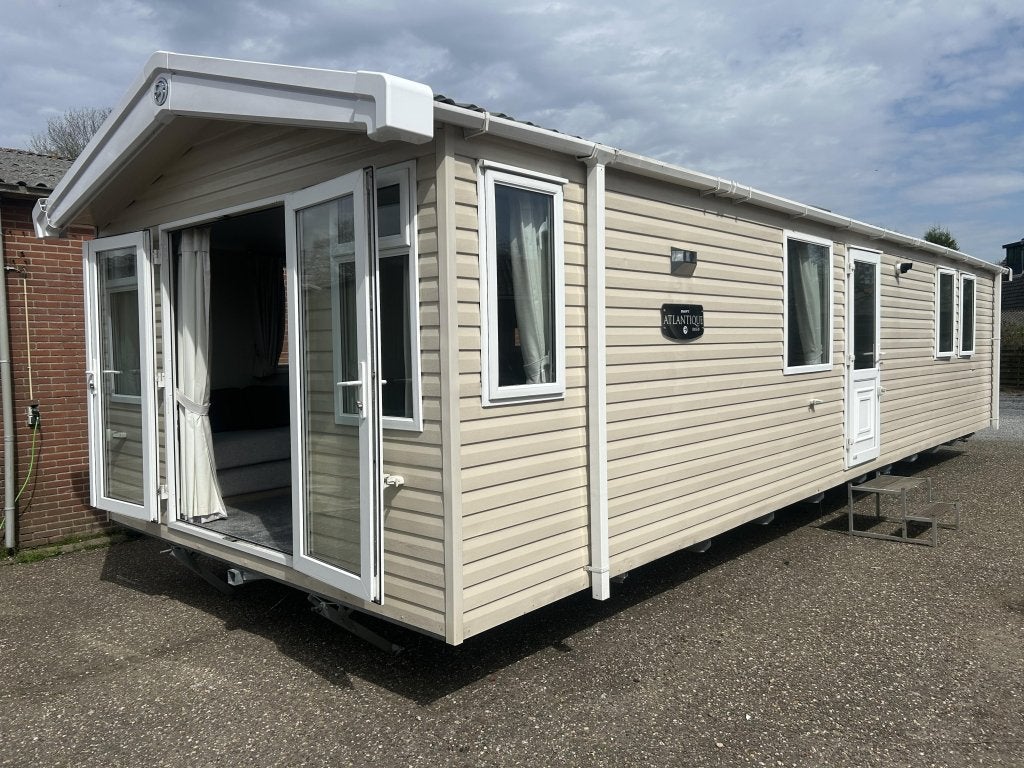 Luxe Swift Atlantique 2slpk, Unieke Afwerking!!, Caravans en Kamperen, Stacaravans, Tot en met 6
