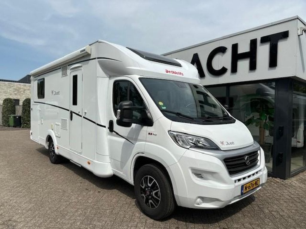 Caravans And Camping Dethleffs