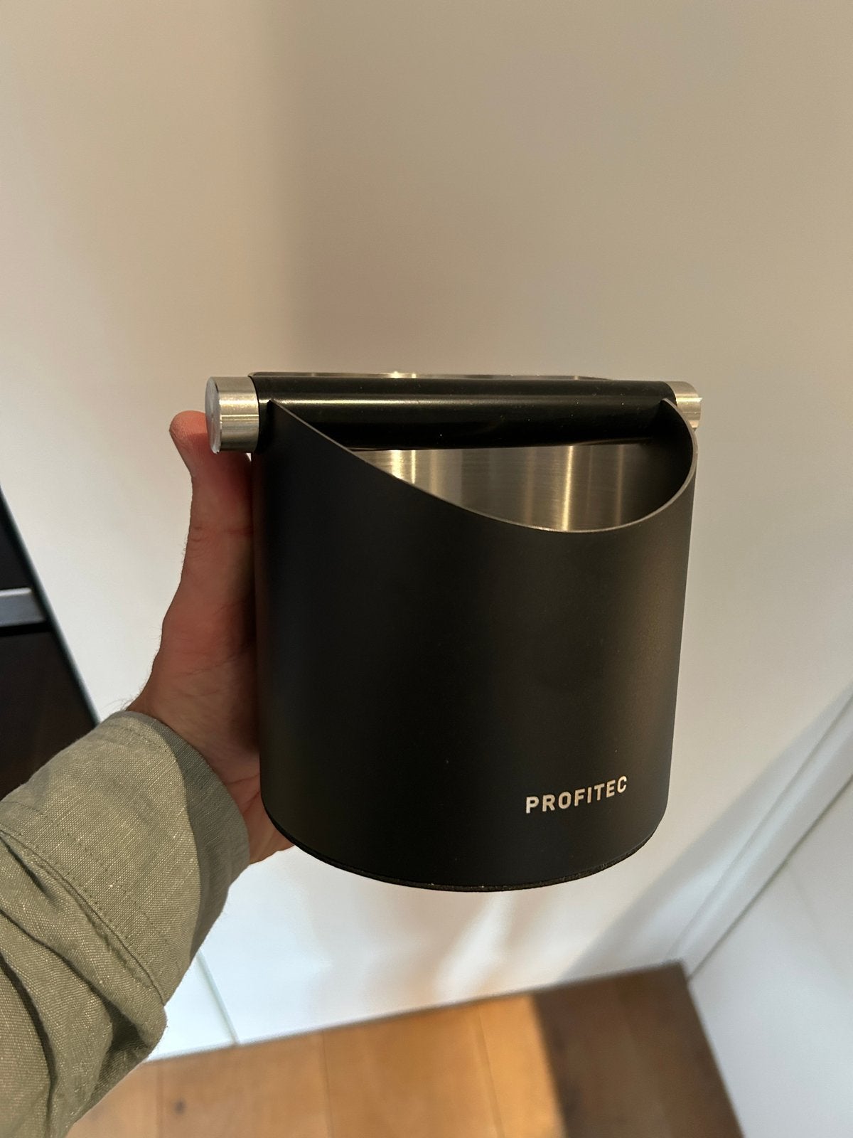 Nieuwe Profitec knock box rond, Ophalen of Verzenden, Nieuw, Overige merken, Barista-accessoire