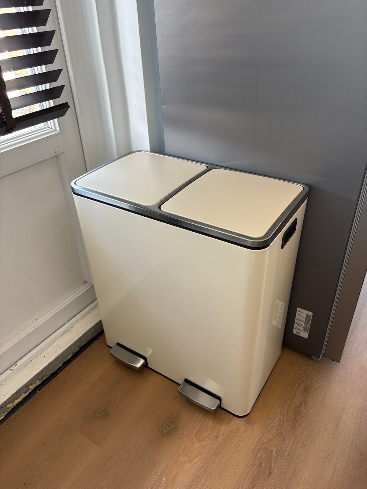 Dubbele vuilnisbak prullenbak met pedaal, 2x30L, Ophalen, Met pedaal, 50 tot 75 cm, 40 liter of meer