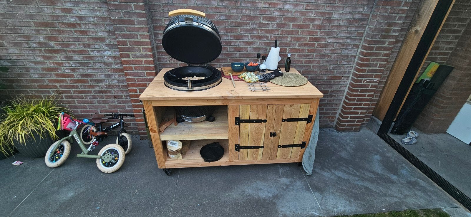 Buitenkeuken van douglas, Ophalen, Nieuw, Houtskool