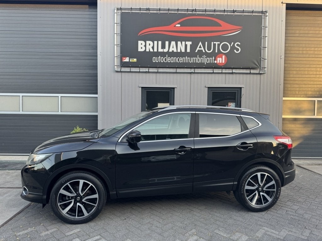 Nissan QASHQAI 1.6 Tekna Panodak 360camera stoelverwarming, Auto's, Voorwielaandrijving, 1618 cc, Gebruikt, Euro 6