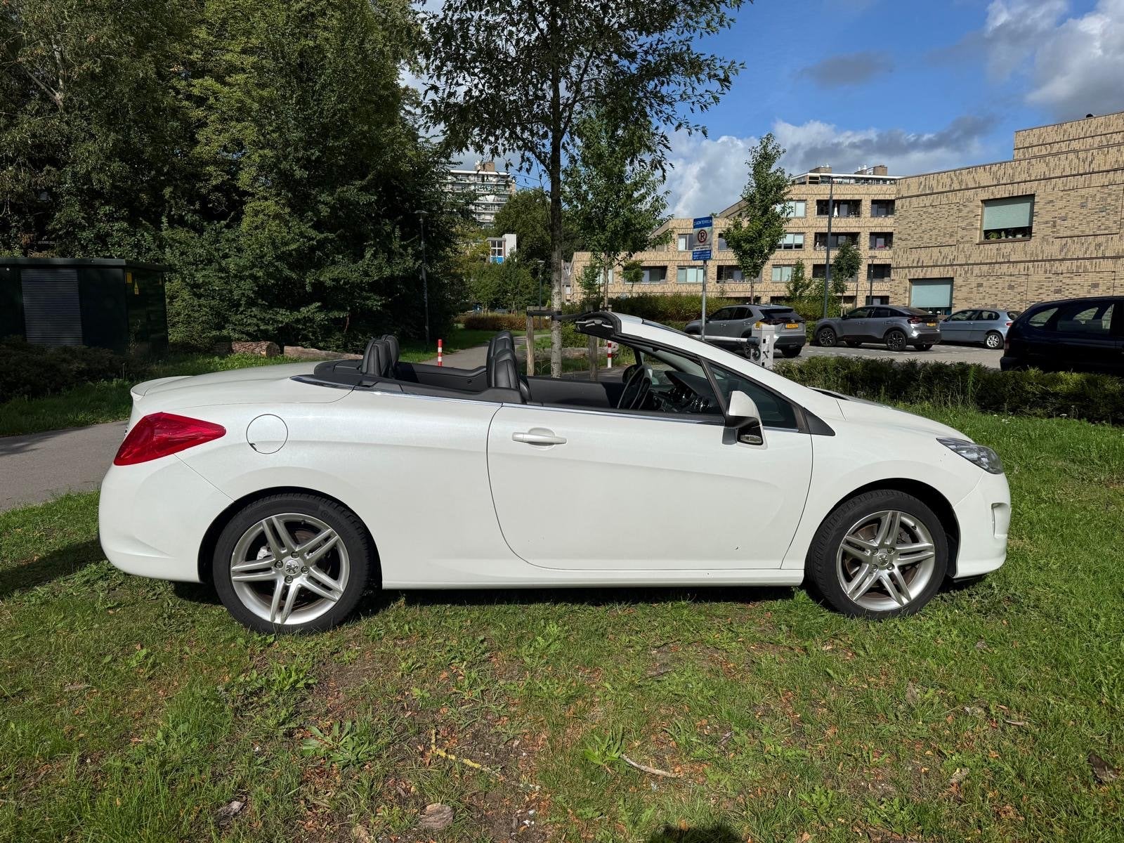 Peugeot 308 308 CC 1.6 THP Sport Pack, Auto's, 13 km/l, Dealer onderhouden, Zwart, 4 cilinders