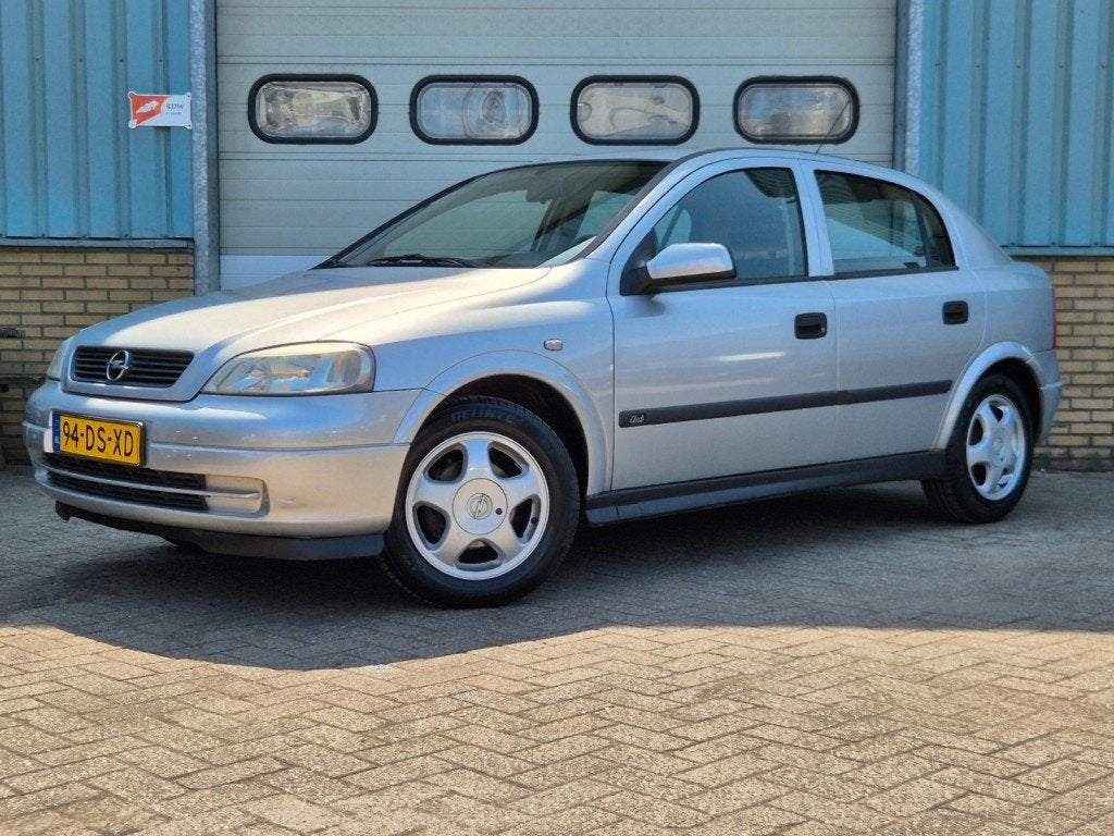 Opel ASTRA 1.6 CLUB, Auto's, 1063 kg, Gebruikt, 4 cilinders, Startonderbreker