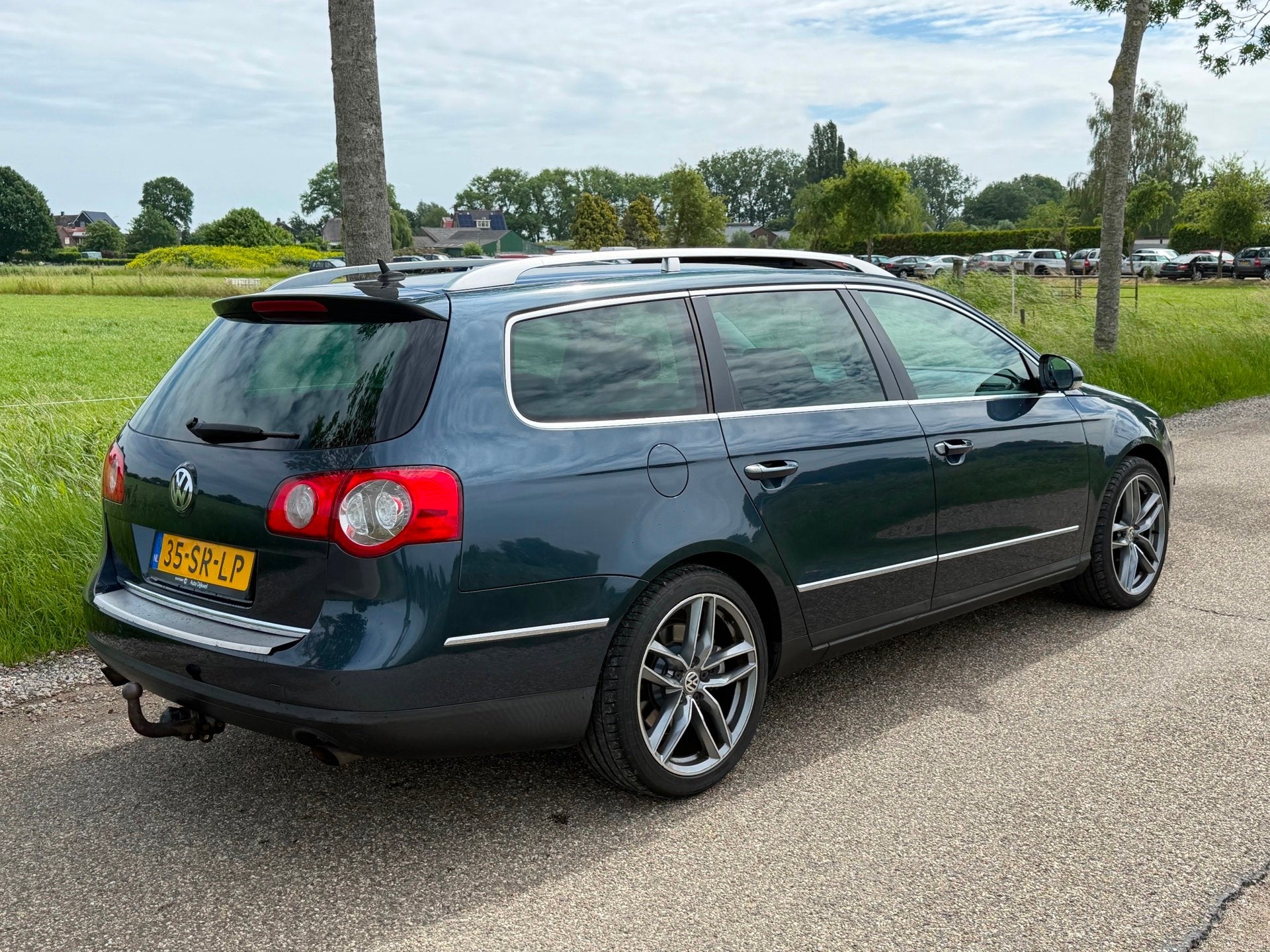 Volkswagen Passat Variant 3.2 V6 Comfortline 4M AUT APK 04-2, Auto's, Automaat, Stof, Gebruikt, Zwart