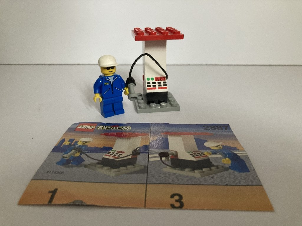Lego 2887 Petrol Station Attendant and Pump (1997), Lego, Inclusief instructies, Ophalen of Verzenden, Complete set