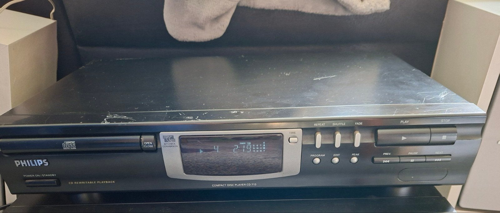 Philips CD 713 CD-speler zonder afstandsbediening, Audio, Tv en Foto, Cd-spelers, Ophalen, Gebruikt, Philips