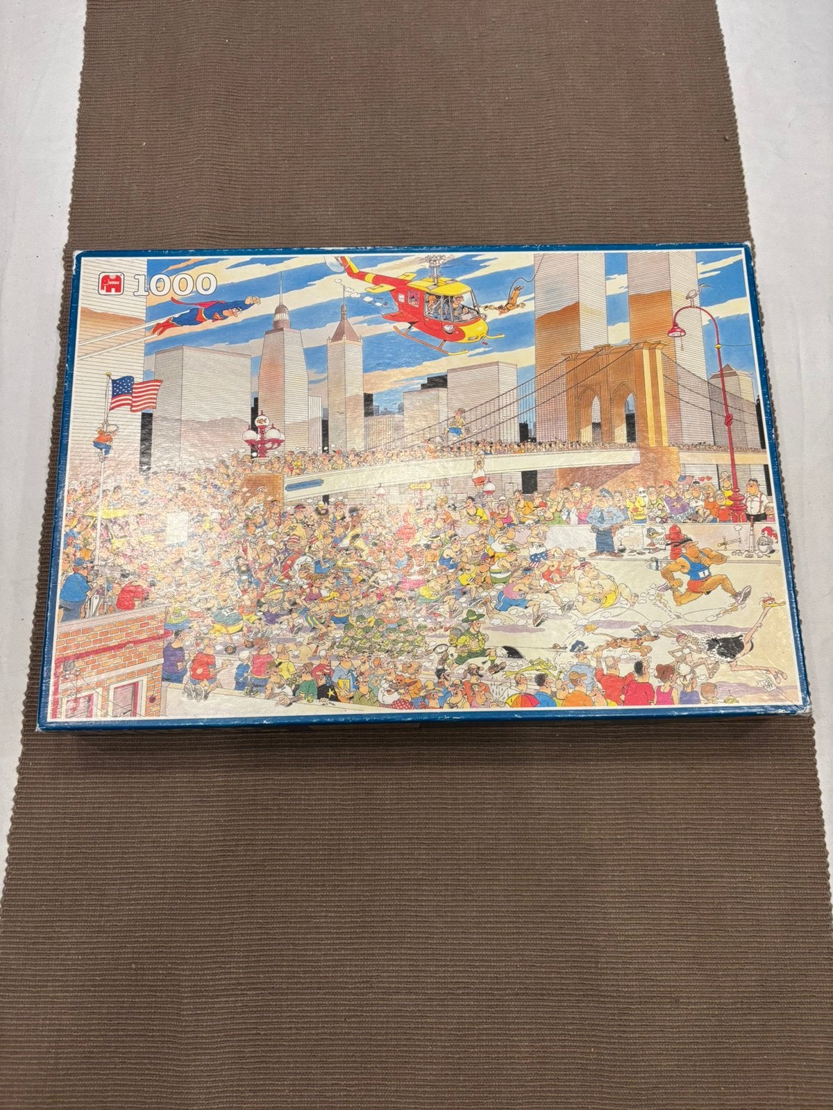 Jan van Haasteren New York Marathon 1000 stukjes compleet!, Hobby en Vrije tijd, Denksport en Puzzels, Ophalen of Verzenden, 500 t/m 1500 stukjes