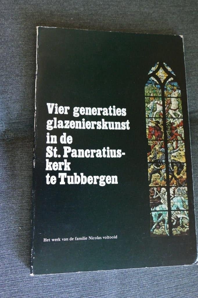 Vier generaties glazenierskunst st. Pancratiuskerk Tubbergen, Ophalen of Verzenden