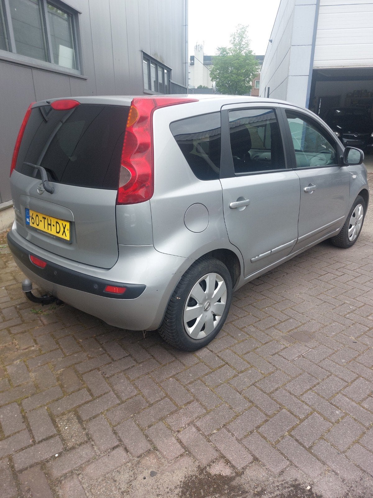Nissan Note 1.6 16V 2006 Grijs Airco, 15 km/l, 4 cilinders, 49 €/maand, Origineel Nederlands