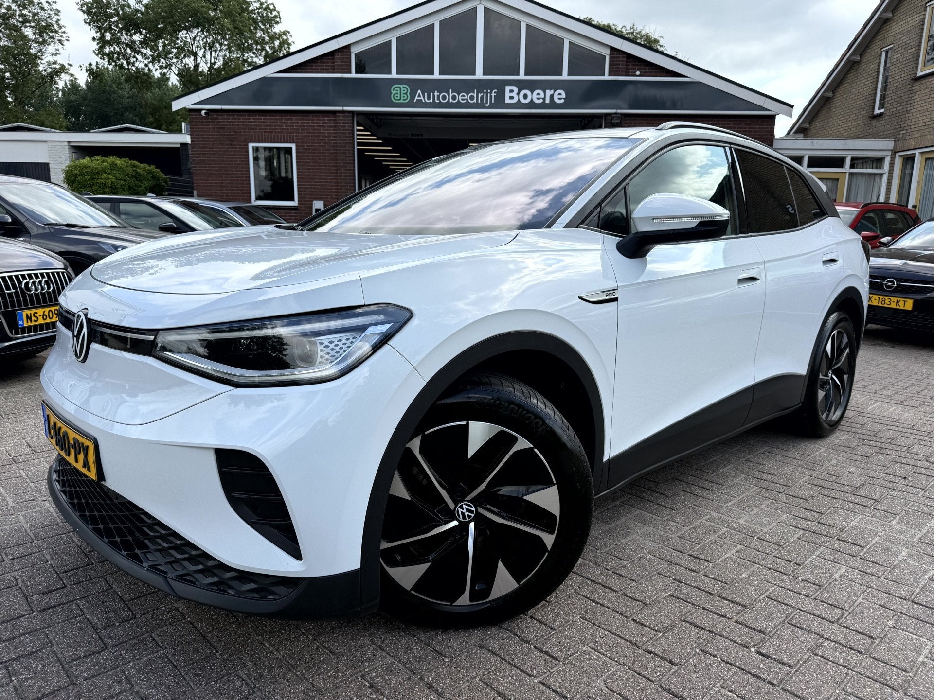 Volkswagen ID.4 Family 77 kWh SOH 91.7%, Panoramadak, Trekha, Automaat, Achterwielaandrijving, Gebruikt, Wit