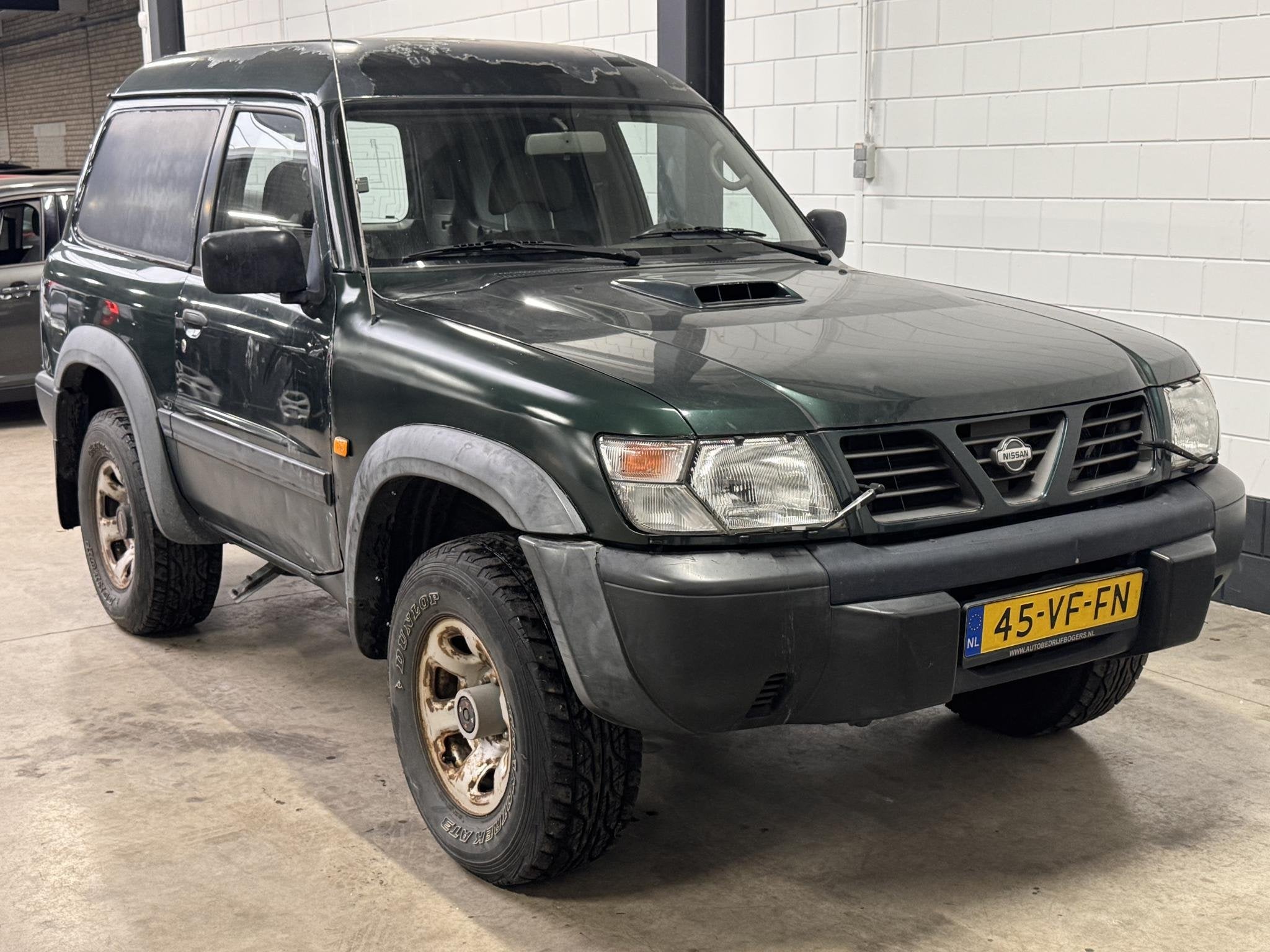 Nissan Patrol GR 2.8 TDi basis HR, Auto's, Stof, Gebruikt, Verwarmde buitenspiegels, 129 pk