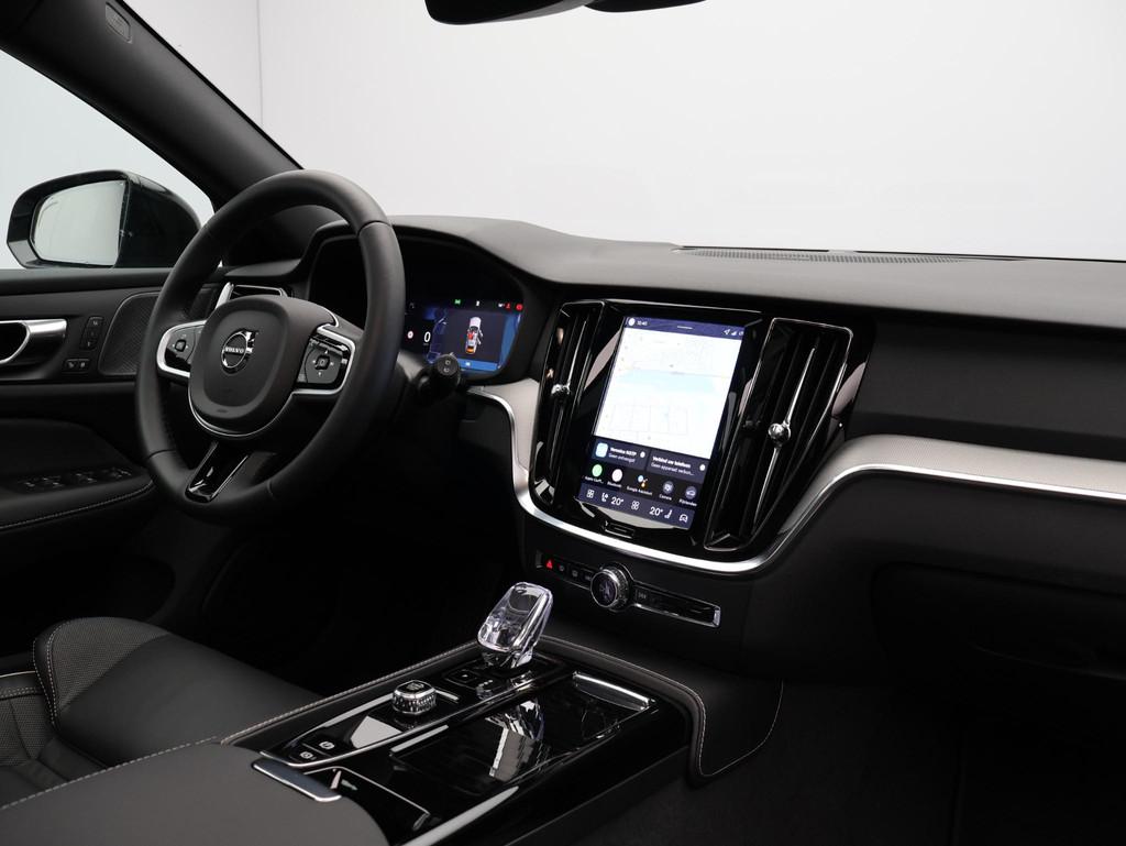 Volvo V60 T8 455PK Plug-in hybrid AWD Plus Dark / Panoramada, Automaat, Gebruikt, 4 cilinders, 455 pk