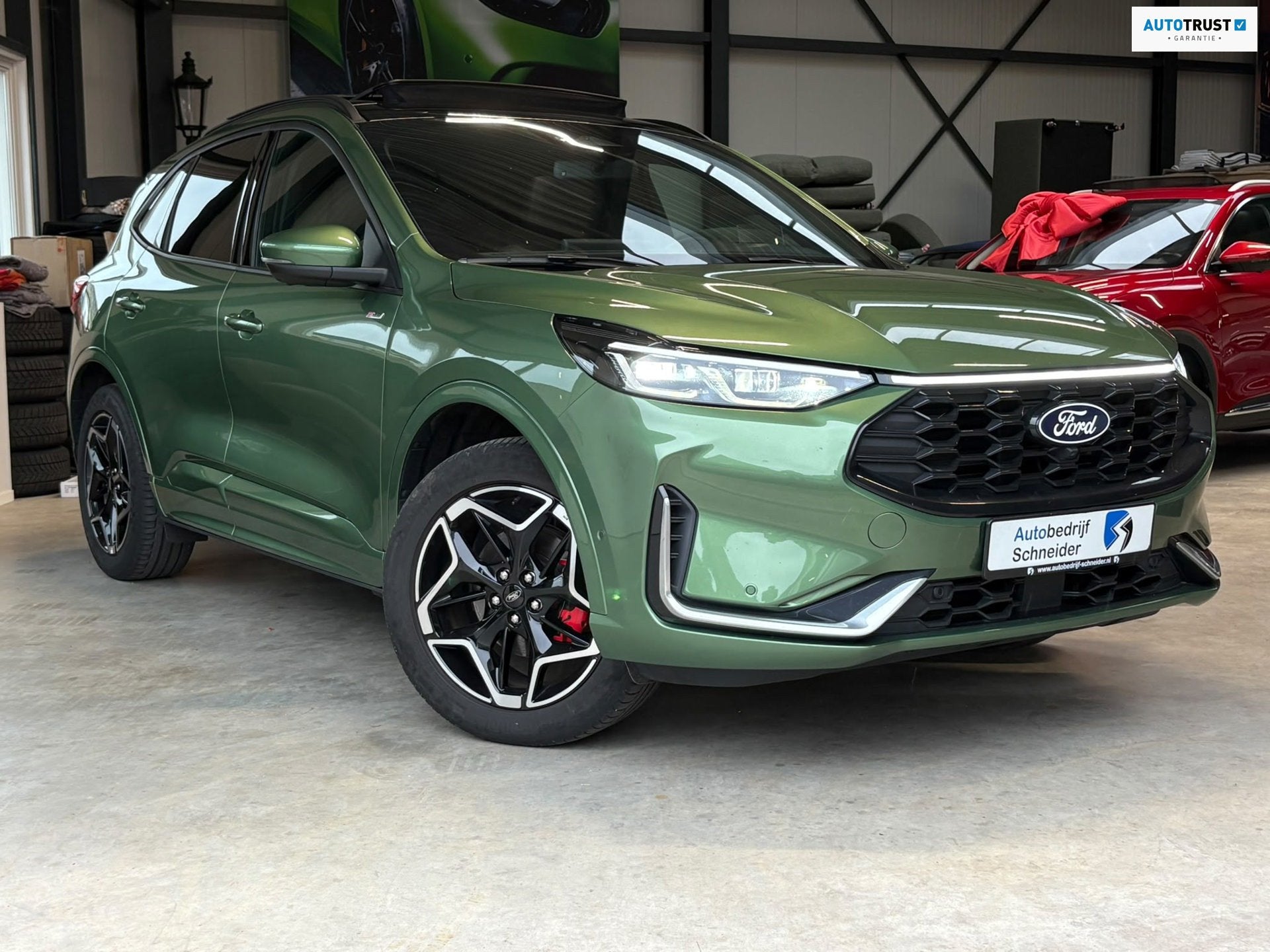 Ford Kuga 2.5 PHEV ST-Line X AGR,Pano,B&ODealer O.H., Dealer onderhouden, Gebruikt, Zwart, 4 cilinders