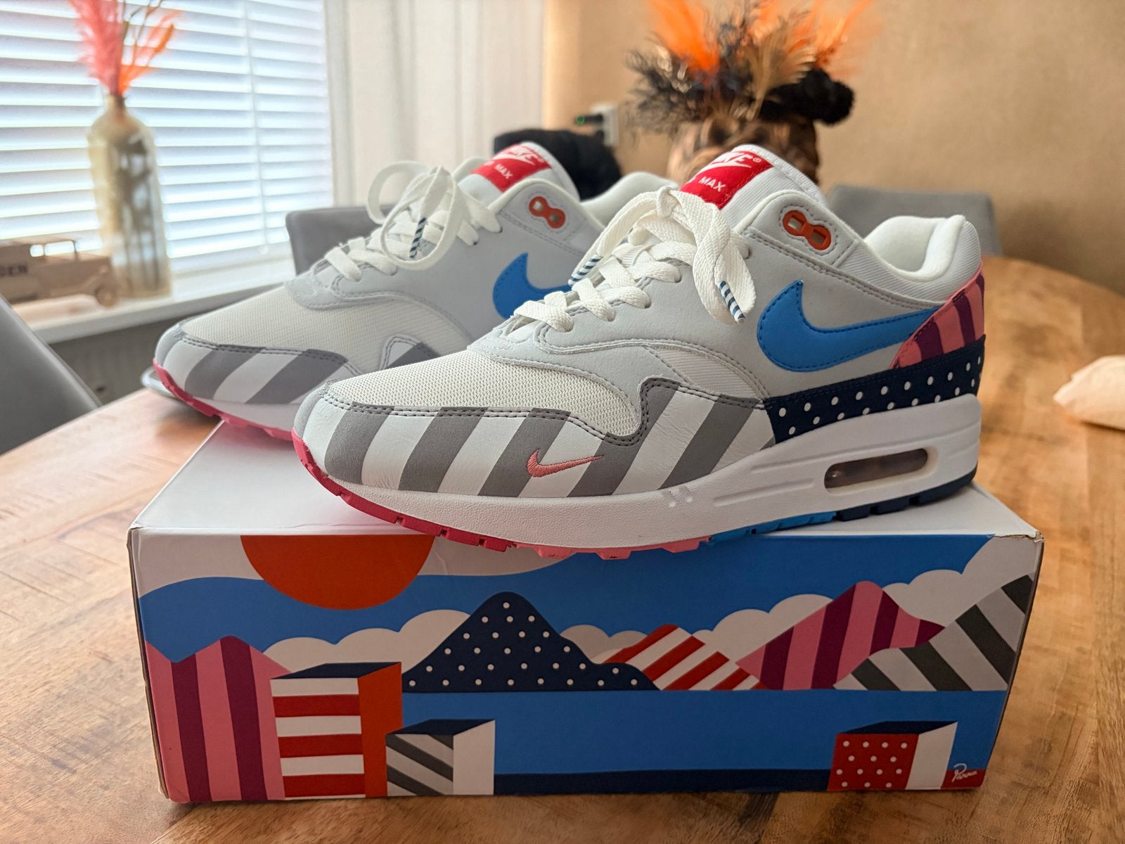 Nike Air Max 1 Parra 44,5 - Zo goed als nieuw, Kleding | Heren, Schoenen, Ophalen, Zo goed als nieuw, Overige kleuren, Sneakers of Gympen