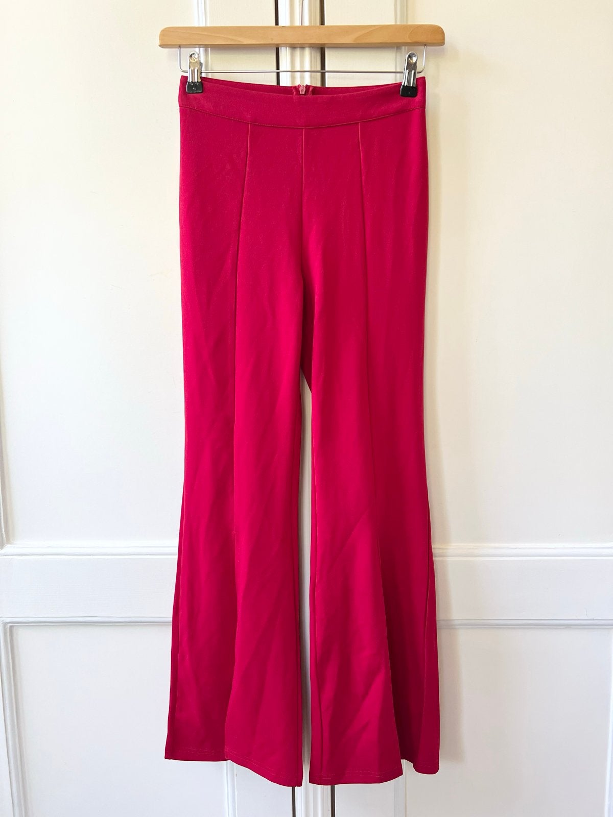Rode flared broek met split, maat 36, Nieuw, Ophalen of Verzenden, Maat 36 (S), Lang