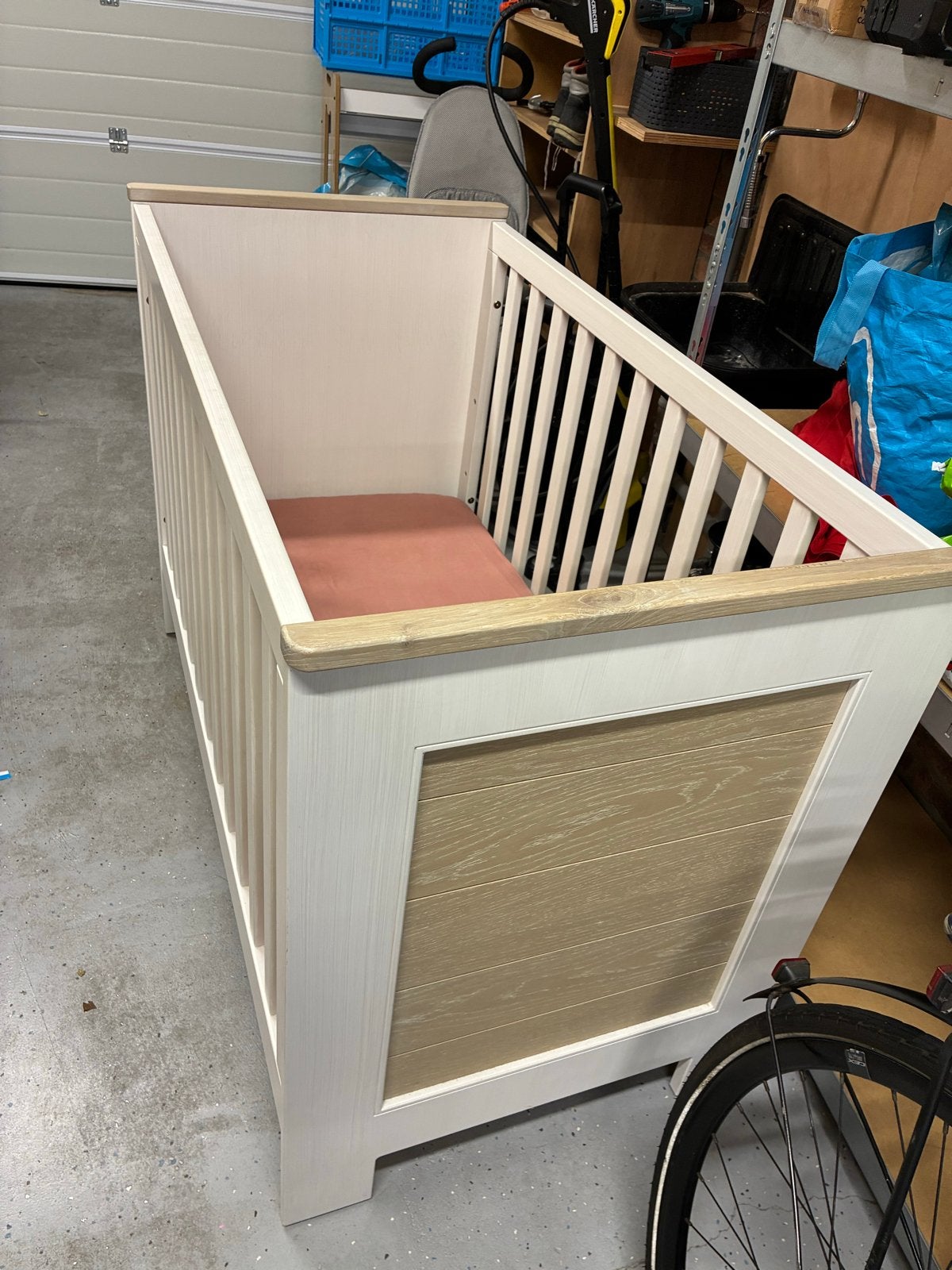 Zeer stevig en mooi ledikantje, Kinderen en Baby's, Kinderkamer | Bedden, Gebruikt, 140 tot 160 cm, 70 tot 85 cm, Lattenbodem