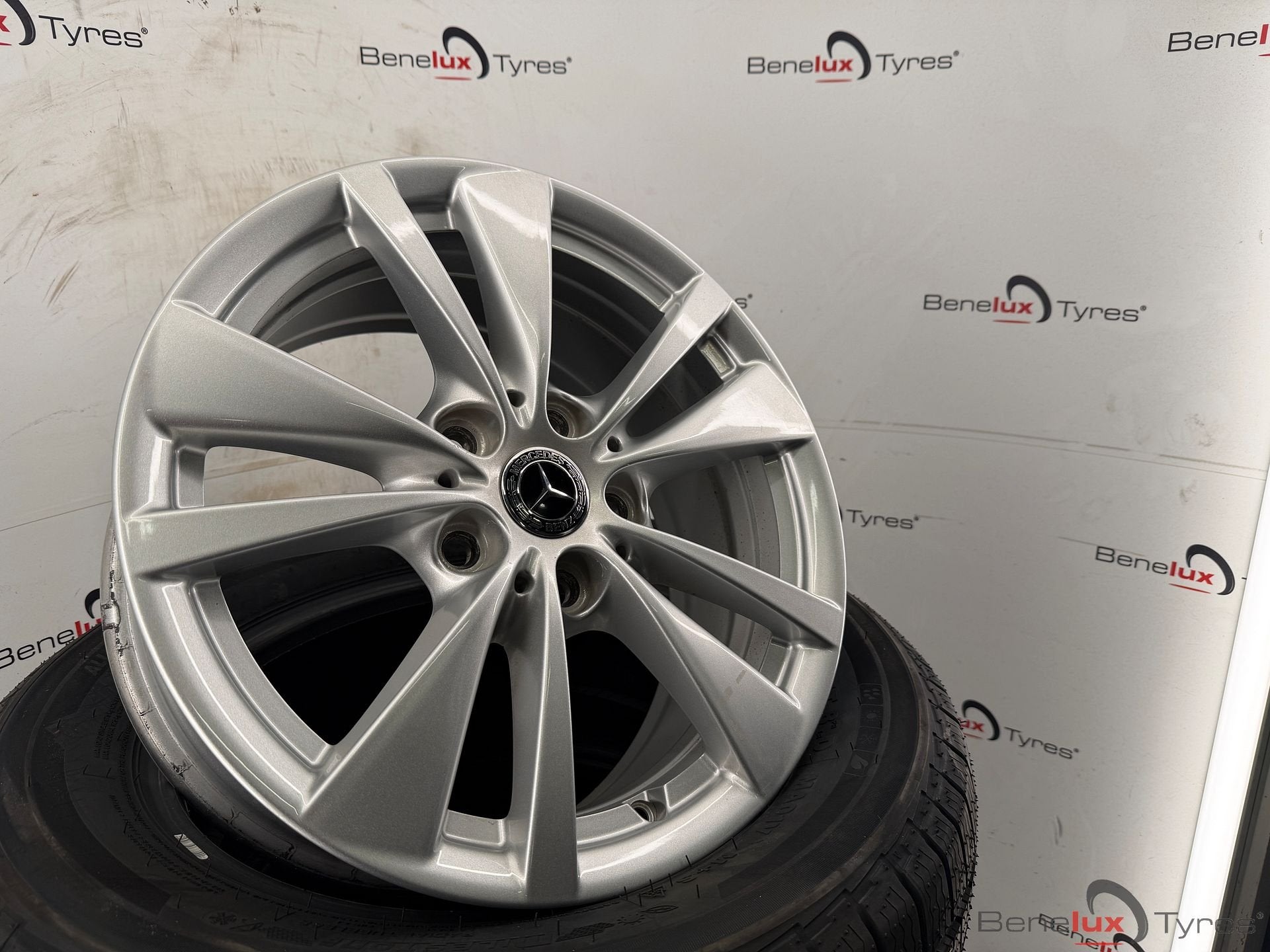 Mercedes Vito V-klasse W638 W639 W640 MB Benz bus cargo, Auto-onderdelen, Banden en Velgen, -, Banden en Velgen, All Season, -