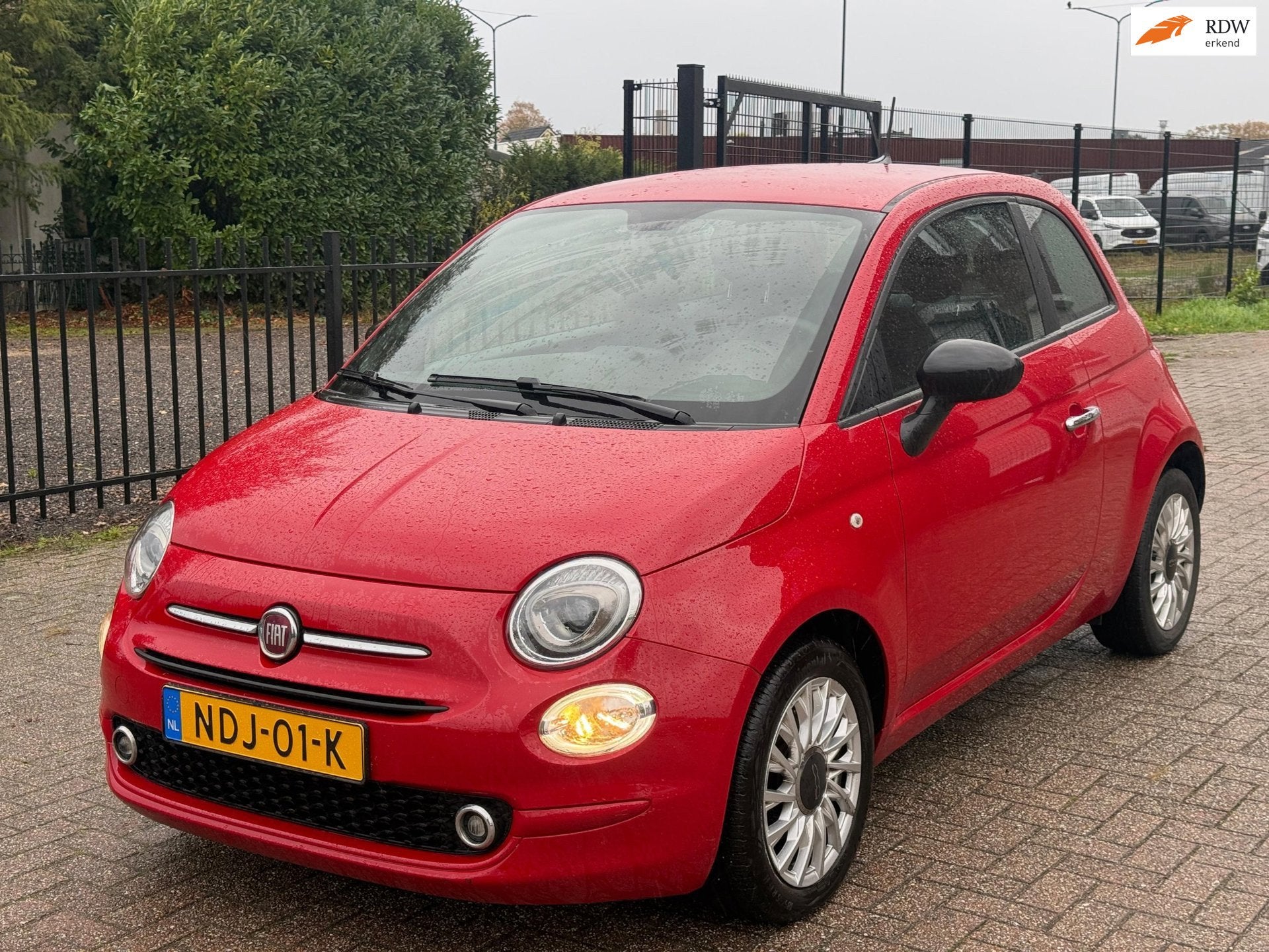 Fiat 500 1.0 Hybrid Cult NAP Dealer onderhouden, Auto's, Voorwielaandrijving, Gebruikt, Euro 6, 4 stoelen