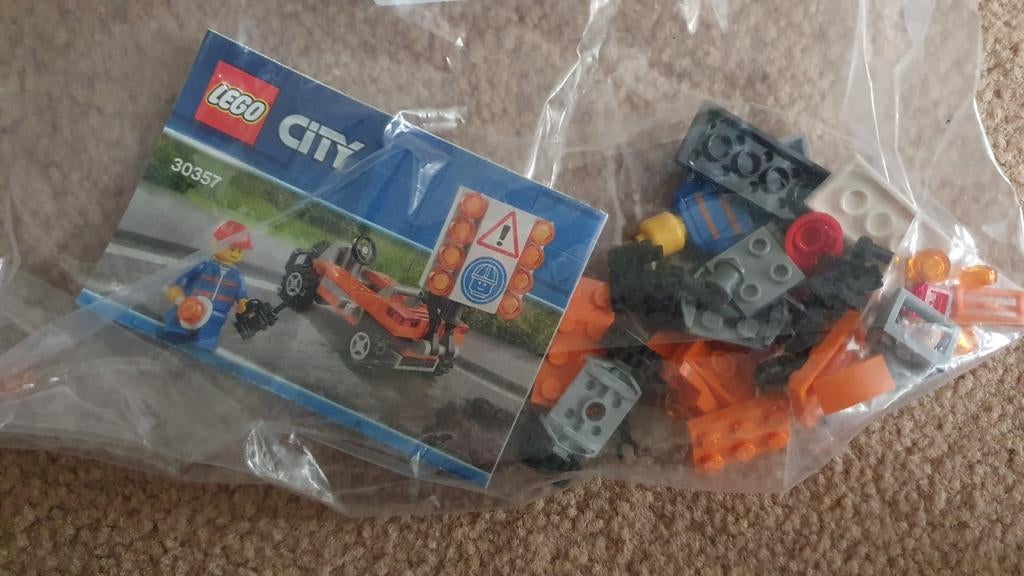 LEGO City 30357 Wegwerker, Ophalen of Verzenden, Zo goed als nieuw, Overige merken