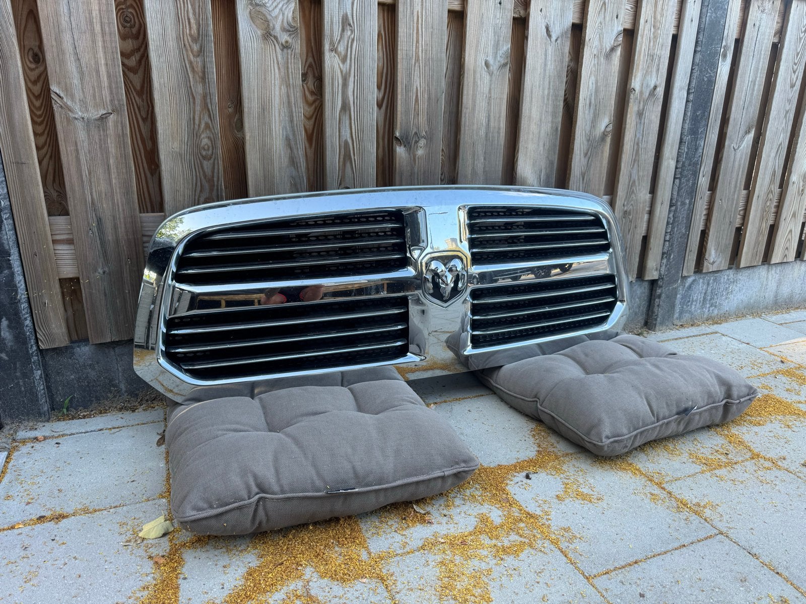 Dodge Ram 1500 4e generatie grille chroom gebruikt, Auto-onderdelen, Ophalen, Gebruikt, Voor, Dodge