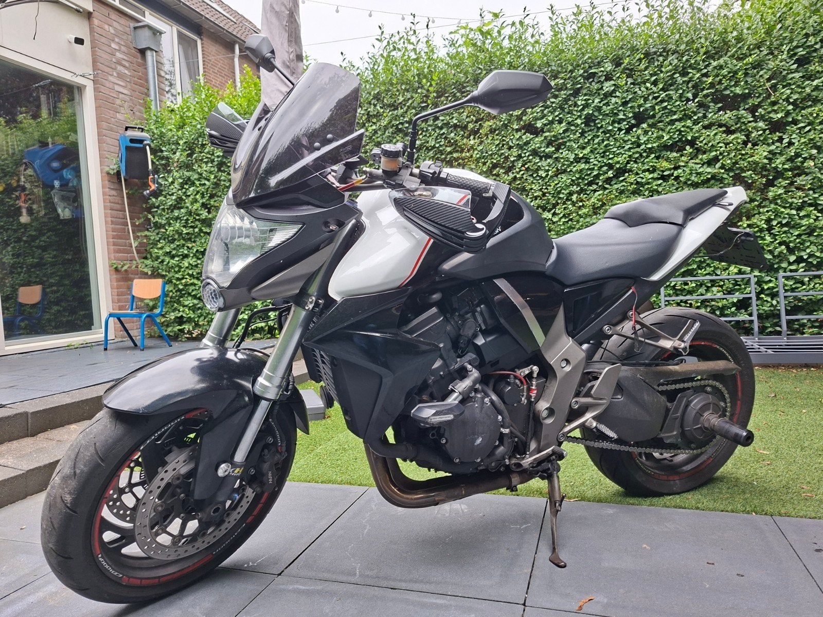 Honda CB1000R uit 2009 - Sportuitlaat & Quickshifter, Particulier, Naked bike