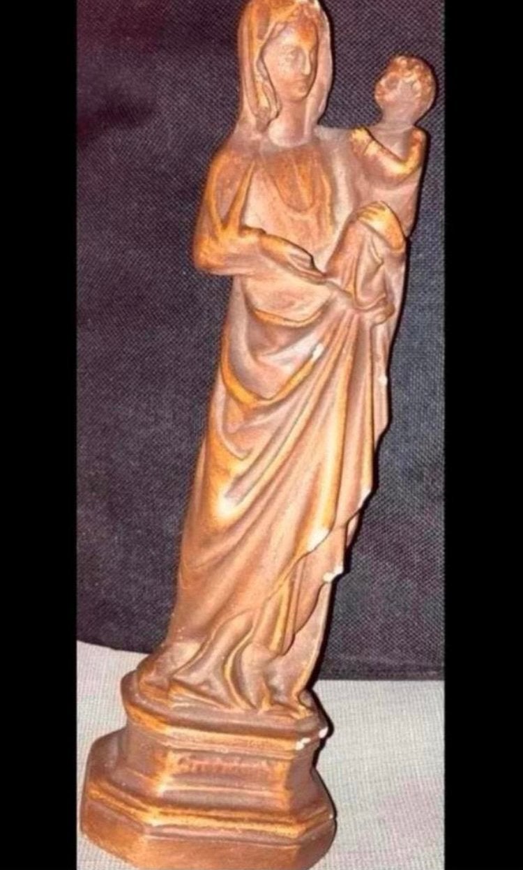 Maria met haar zoon ,mooi antiek beeld, Antiek en Kunst, Antiek | Religie, Ophalen of Verzenden
