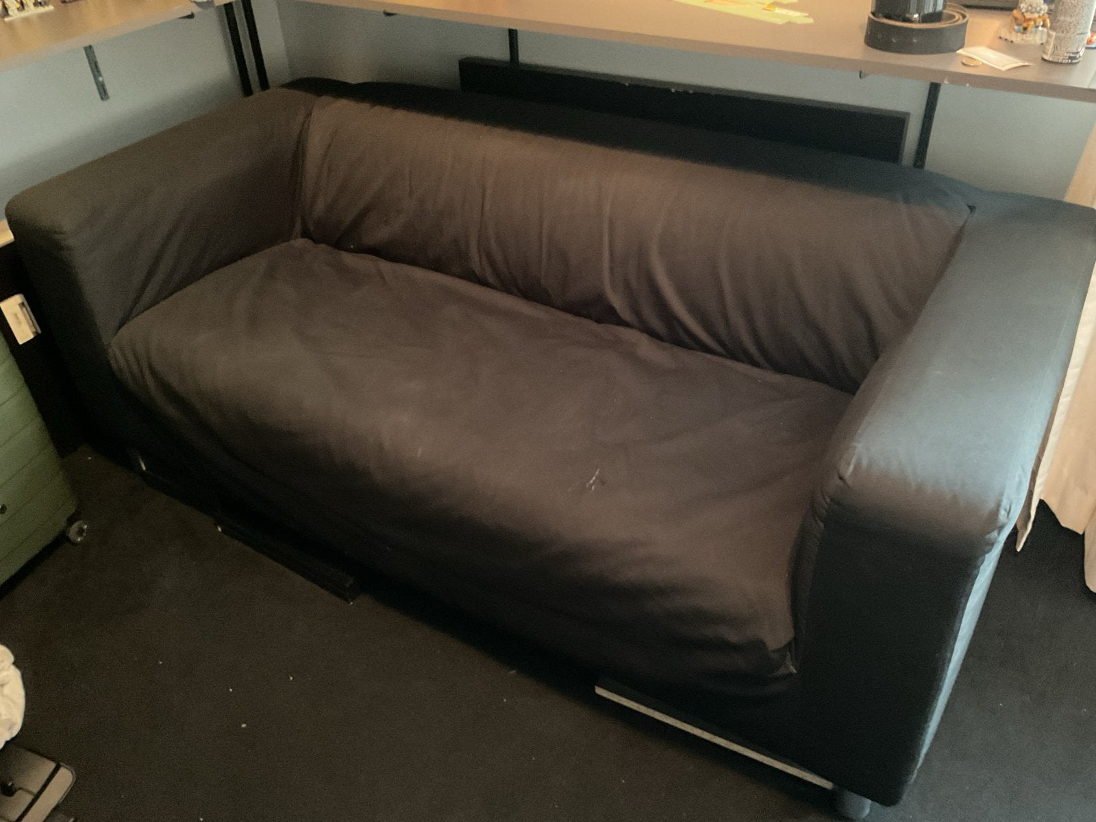 Comfortabele zwarte tweezitsbank, Huis en Inrichting, Banken | Bankstellen, Ophalen, Gebruikt, 150 tot 200 cm, Tweepersoons