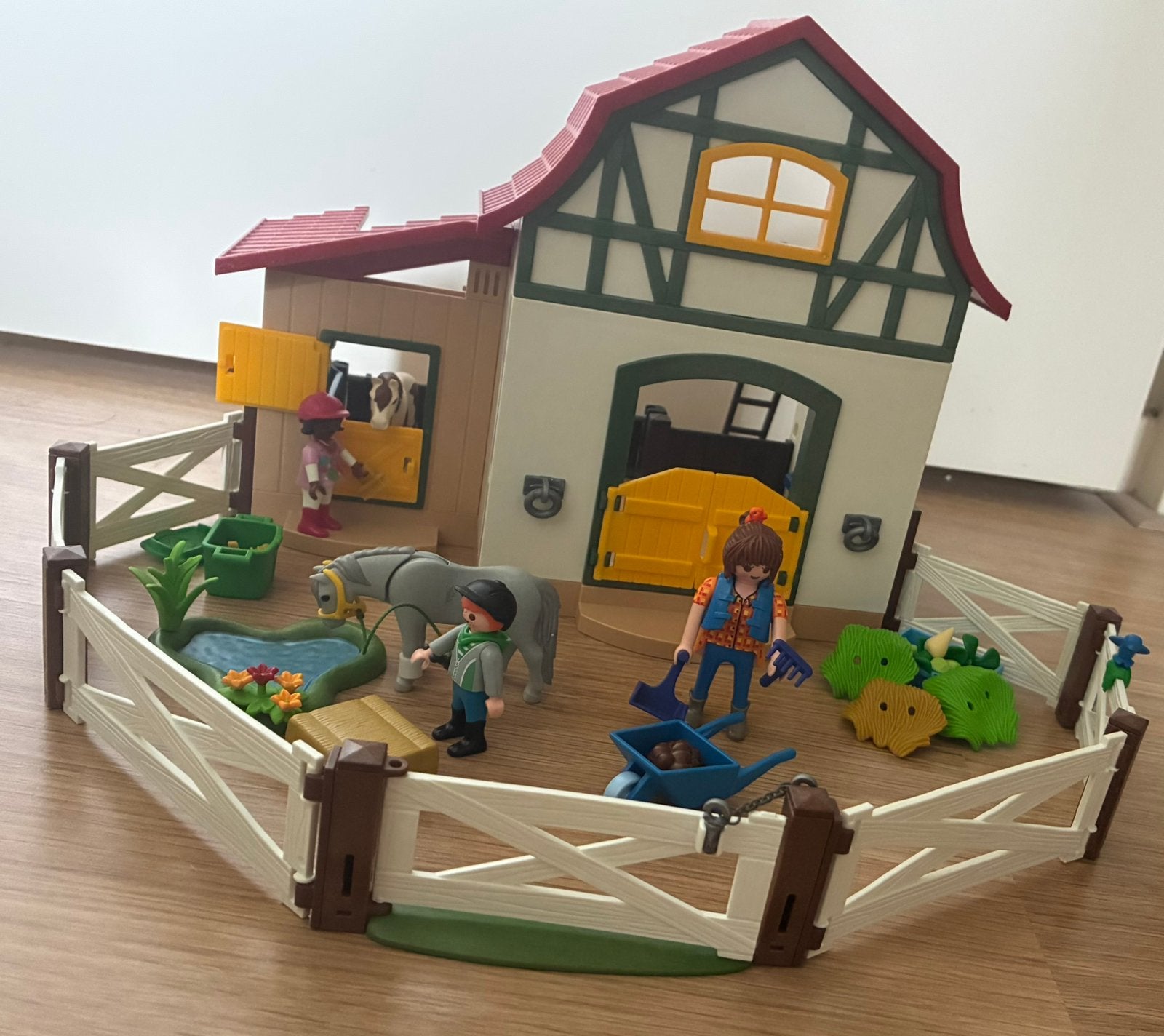 Playmobil 6927 Country Ponypark, Ophalen, Gebouw, Complete set, Zo goed als nieuw