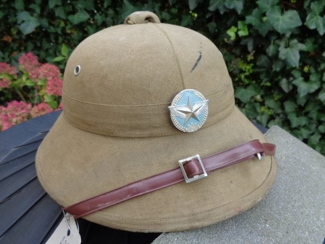 Vietnam oorlog , tropenhelm luchtmacht Vietcong, Ophalen of Verzenden, Luchtmacht, Azië, Helm of Baret