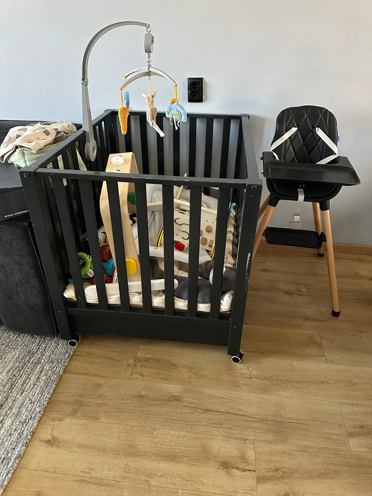 Bopita box met gebruikerssporen - opknapper, Ophalen, Gebruikt, Vierkant, Wieltjes