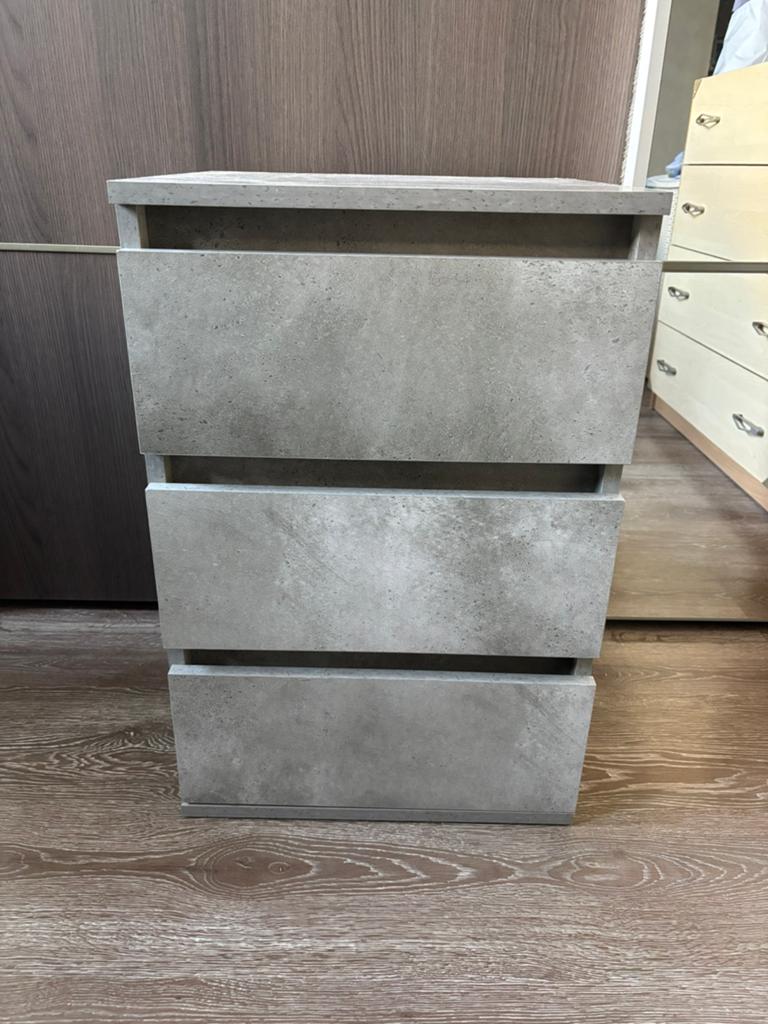 2 nachtkastjes zo goed als nieuw, Huis en Inrichting, Slaapkamer | Nachtkastjes, Ophalen, Zo goed als nieuw, Minder dan 45 cm