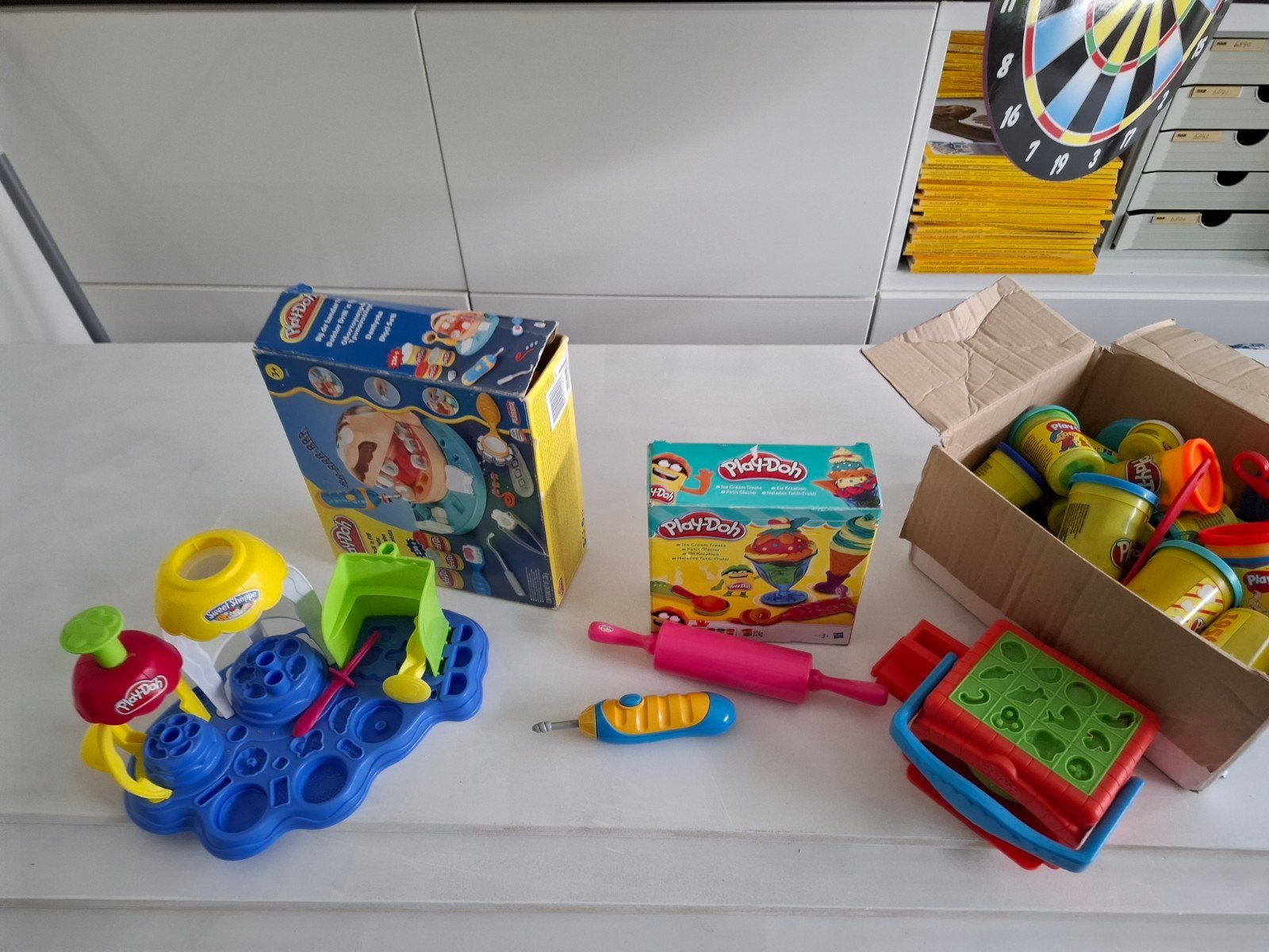 Grote Play-Doh verzameling met diverse sets en klei, Ophalen of Verzenden, Zo goed als nieuw, Jongen of Meisje