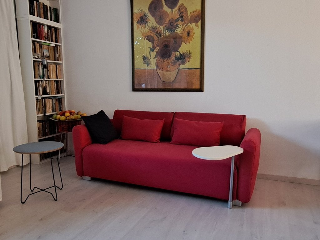 Prachtige strakke, elegante design bank/slaapbank + tafeltje, Driepersoons, 75 tot 100 cm, Ophalen of Verzenden, Zo goed als nieuw