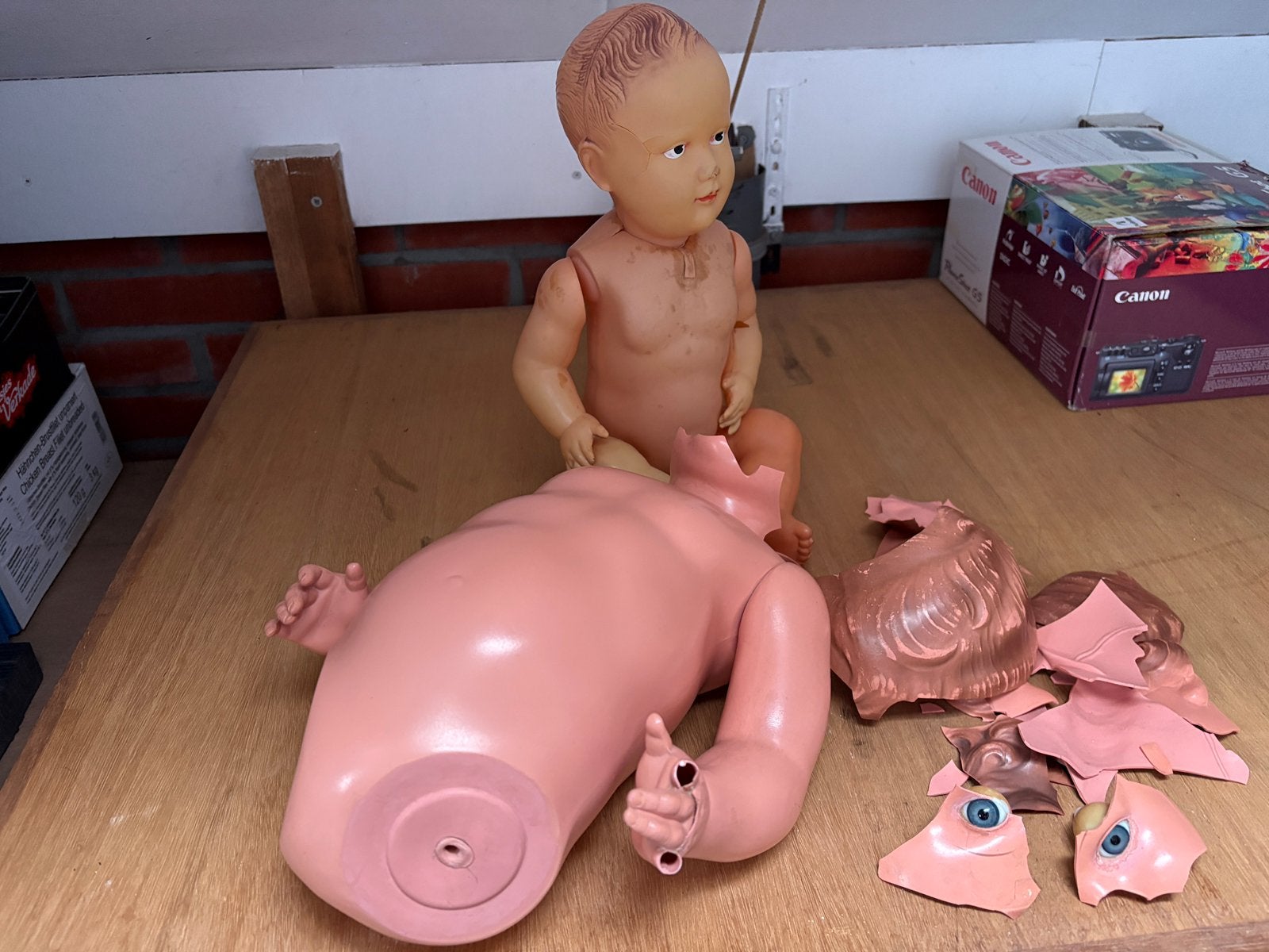 Celluloid poppen onderdelen voor restauratie, Ophalen