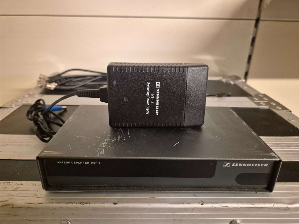 Sennheiser ASP1 antenne splitter, Gebruikt, Duitsland, Overige typen, Sales@sennheiser.com