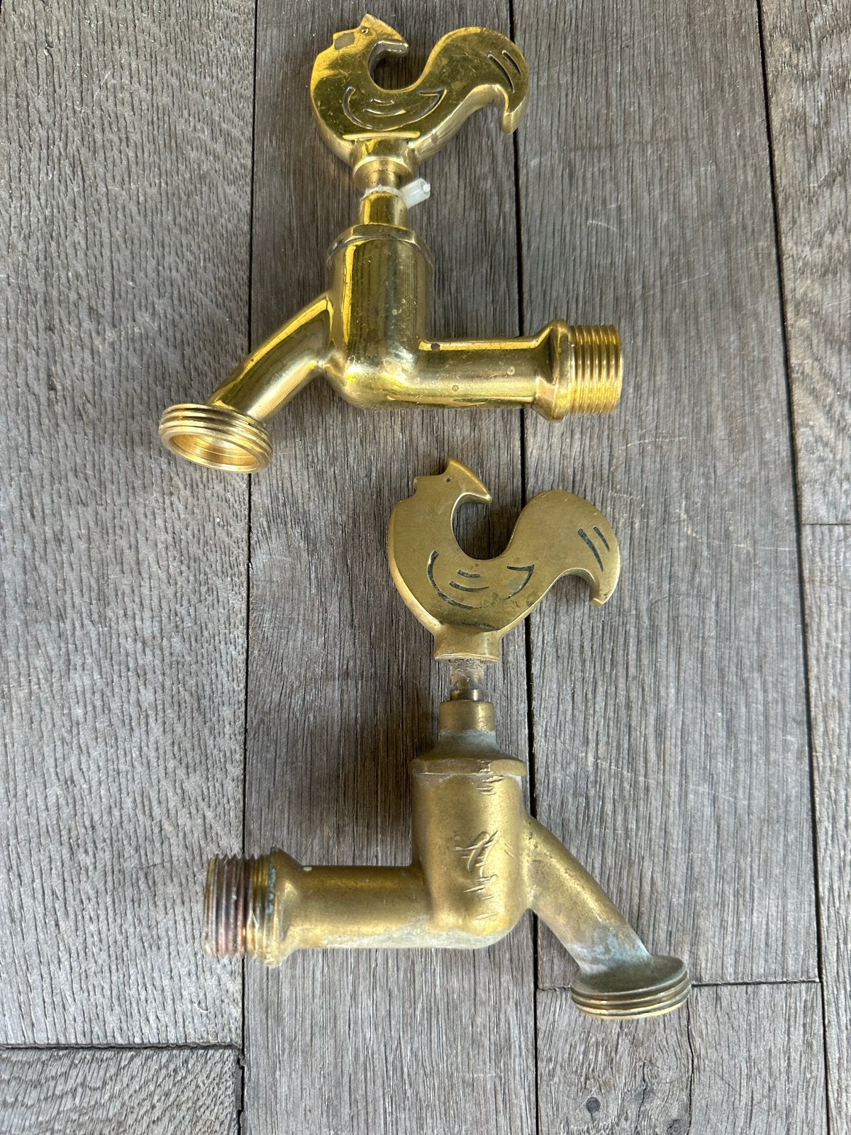 Set van 2 messing buitenkranen met haan decoratie, Antiek en Kunst, Ophalen of Verzenden