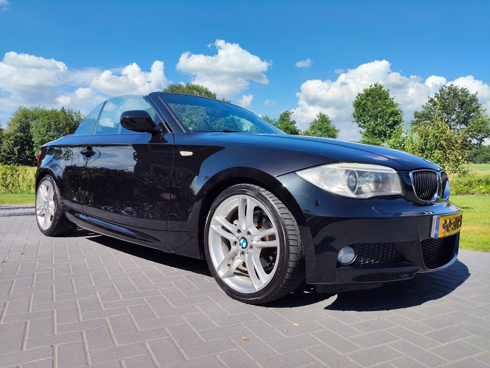 BMW 1-Serie 2.0 118I Cabrio 2011 Zwart facelift!, 1-Serie, 1995 cc, Zwart, Cabriolet