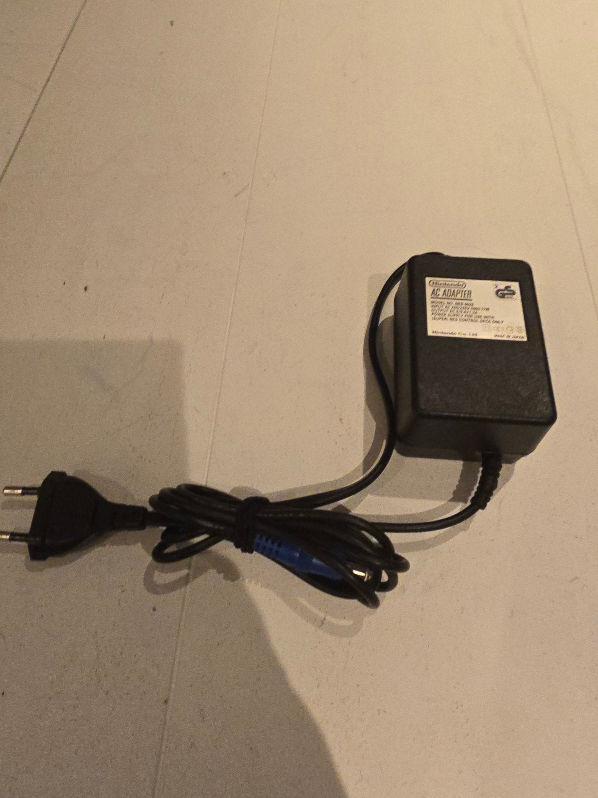 Originele Nintendo NES/SNES AC Adapter (NES-002E), Spelcomputers en Games, Spelcomputers | Nintendo NES, Ophalen of Verzenden