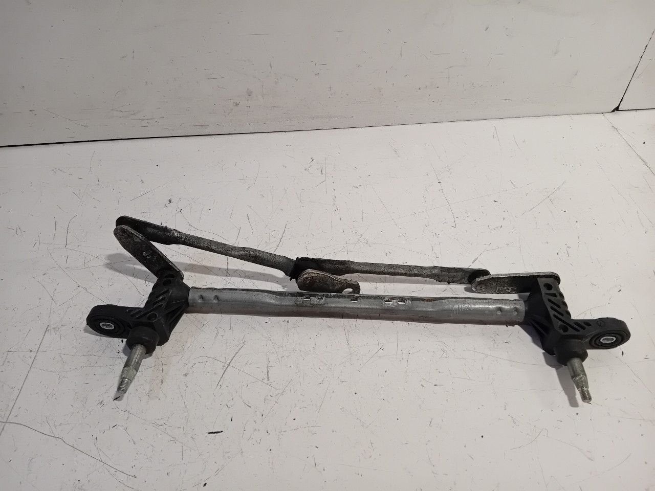 Ruitenwisser mechaniek voor Fiat 500, Onderdelen@venauto.nl, Van der Ven Autorecycling B.V., Gebruikt, Ettenseweg 76, 4706 PB Roosendaal, The Netherlands