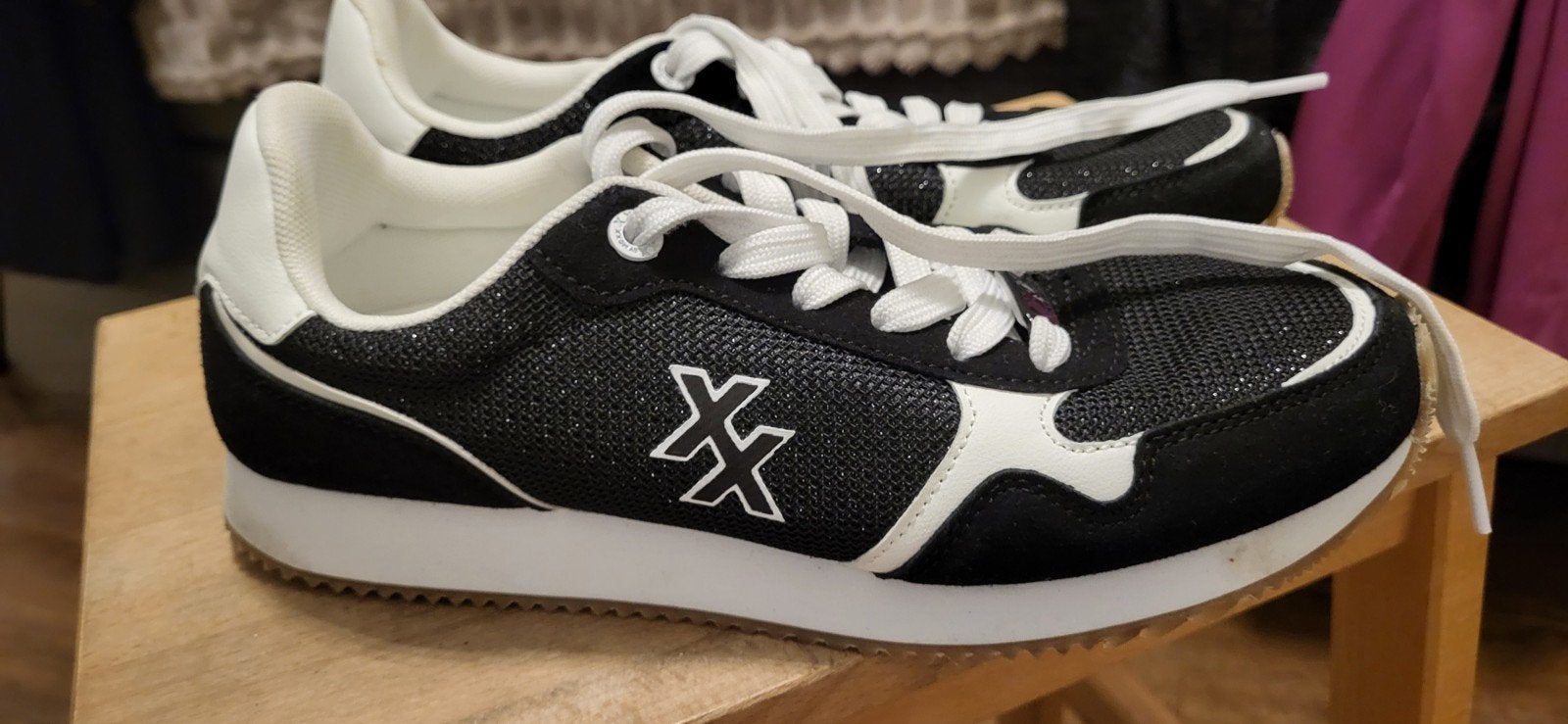 xx by mexx sneakers zwart glitter met wit maat 39, Ophalen of Verzenden, Zo goed als nieuw, Zwart, Sneakers of Gympen