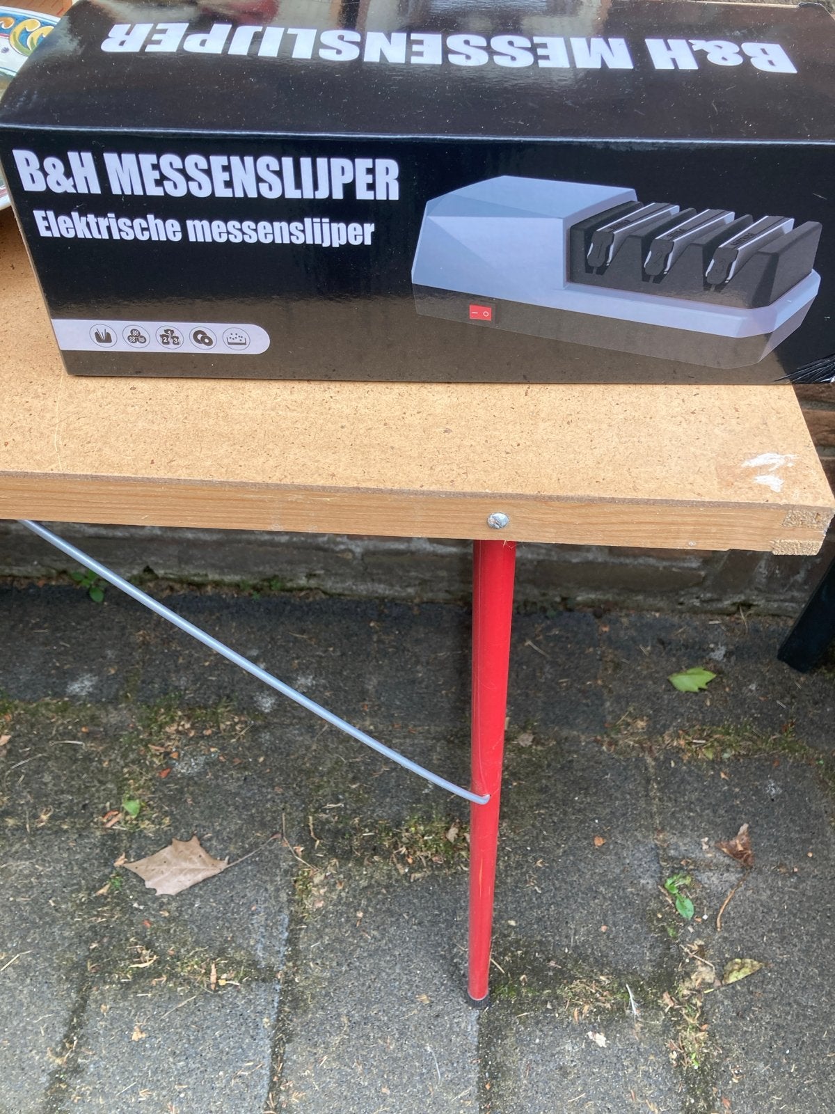 B&H Elektrische Messenslijper - Nieuw in Doos, Ophalen, Zo goed als nieuw