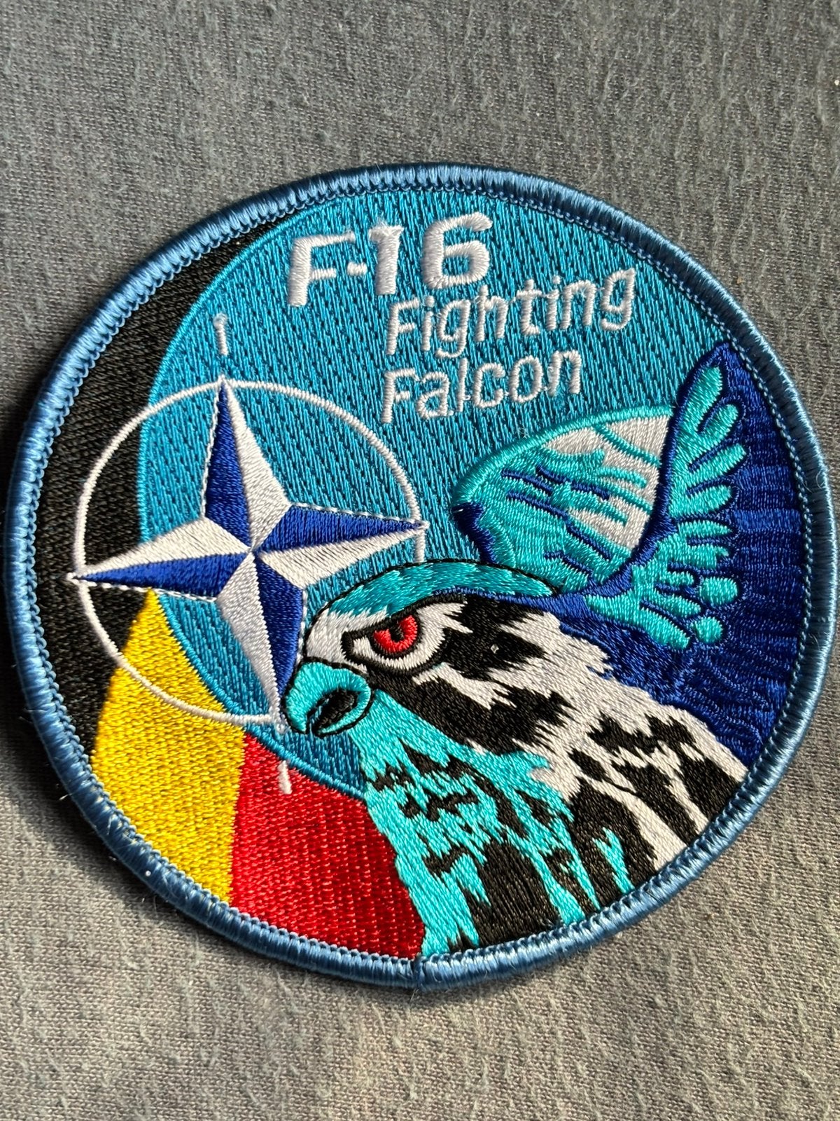 Swirl nato BAF F-16 fighting falcon 349 SQN, Verzenden, Luchtmacht, Overige gebieden, Embleem of Badge